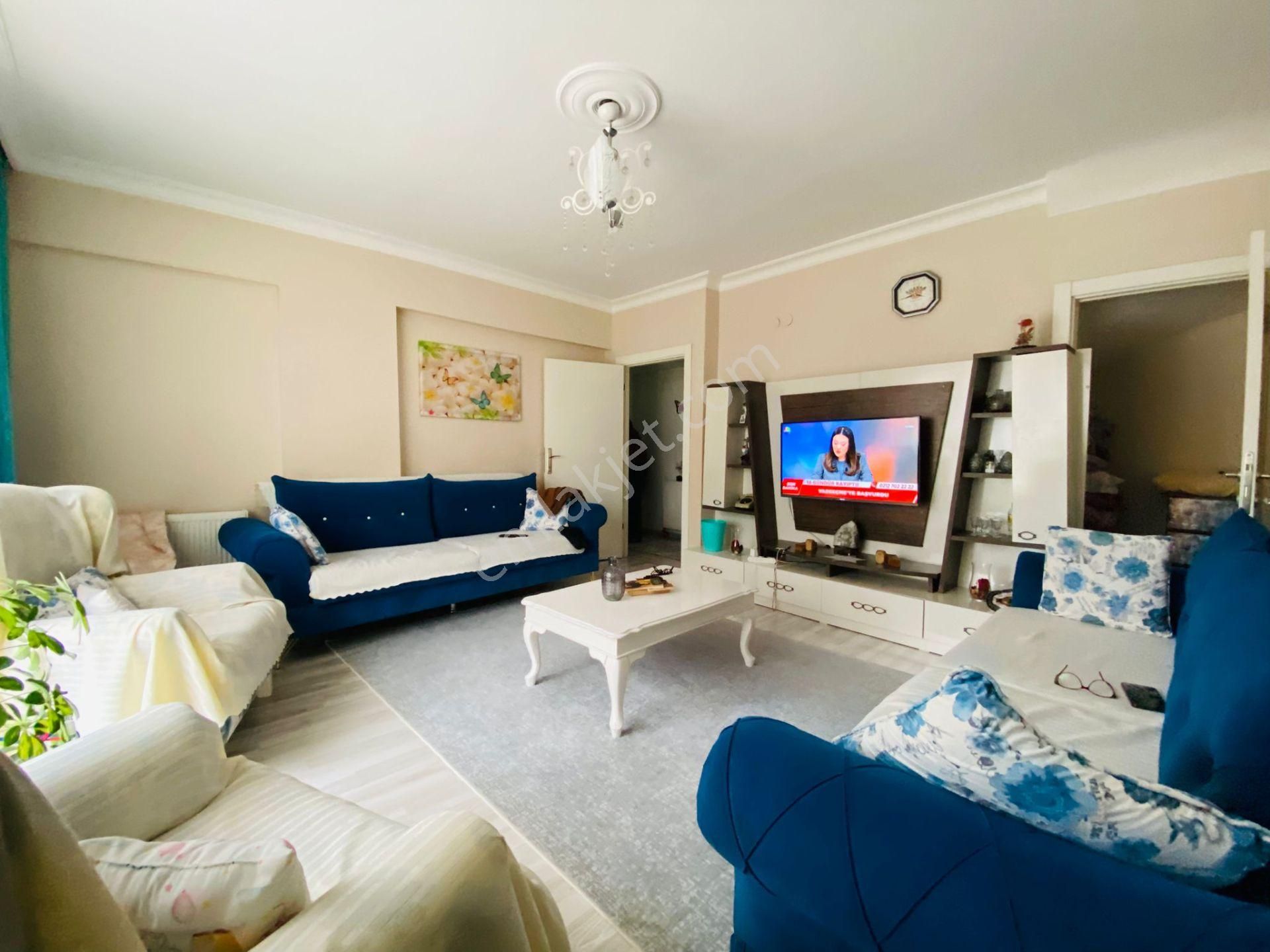 Misket'te Çift Girişli Asansörlü Yapılı 4+1 Satılık Dubleks Daire !!! - Görsel 7