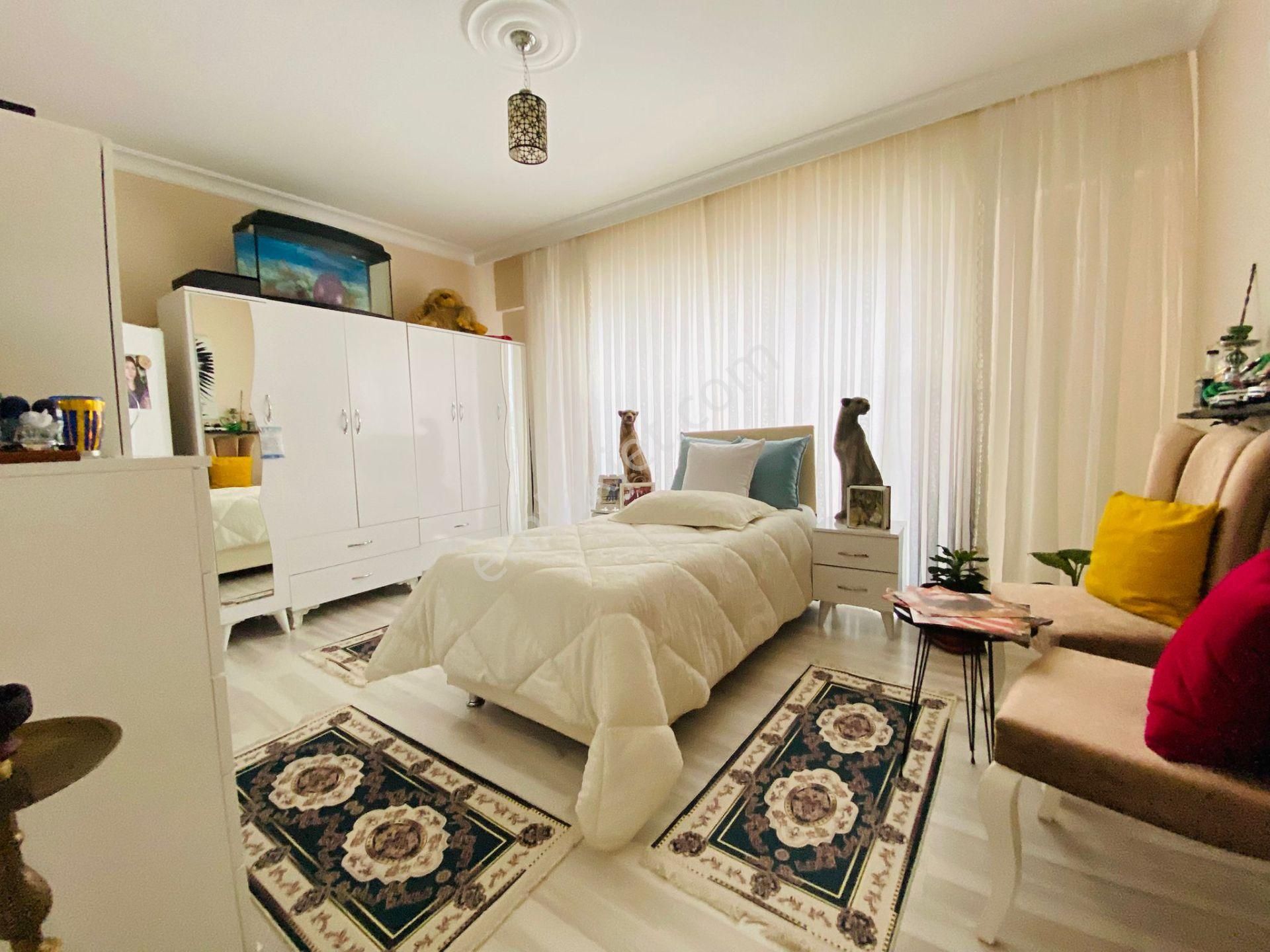 Misket'te Çift Girişli Asansörlü Yapılı 4+1 Satılık Dubleks Daire !!! - Görsel 10