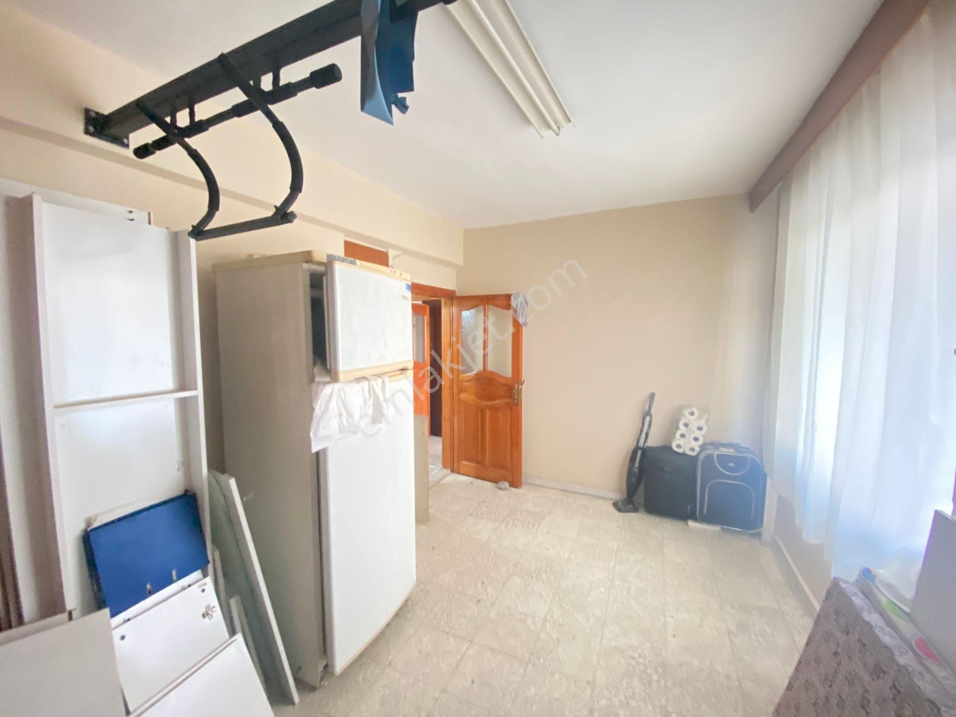 Prestij'den Hürriyet'te Site İçi Tertemiz Geniş Oturumlu 2+1 Daire - Görsel 10