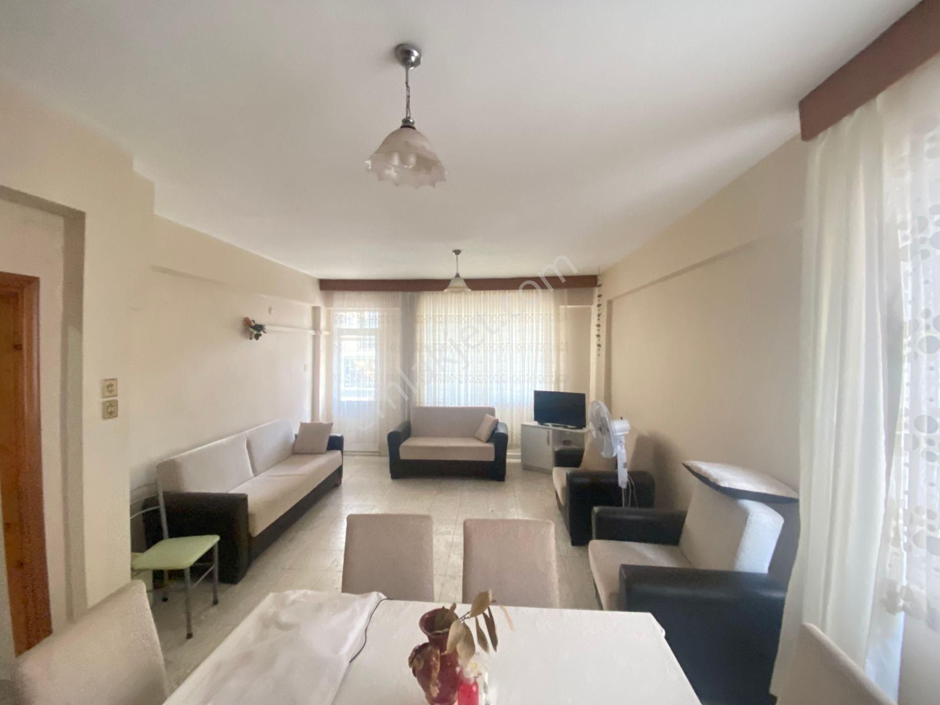 Prestij'den Hürriyet'te Site İçi Tertemiz Geniş Oturumlu 2+1 Daire - Görsel 3