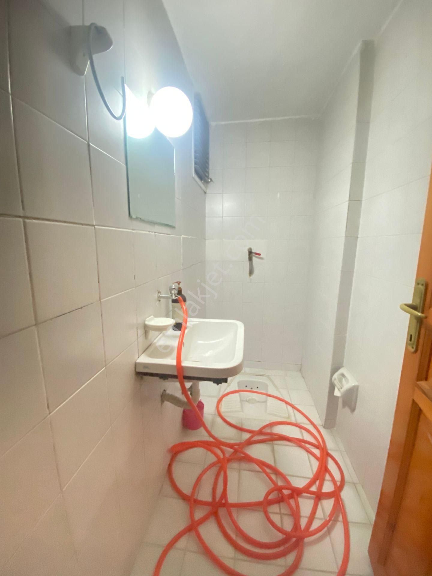 Prestij'den Hürriyet'te Site İçi Tertemiz Geniş Oturumlu 2+1 Daire - Görsel 20