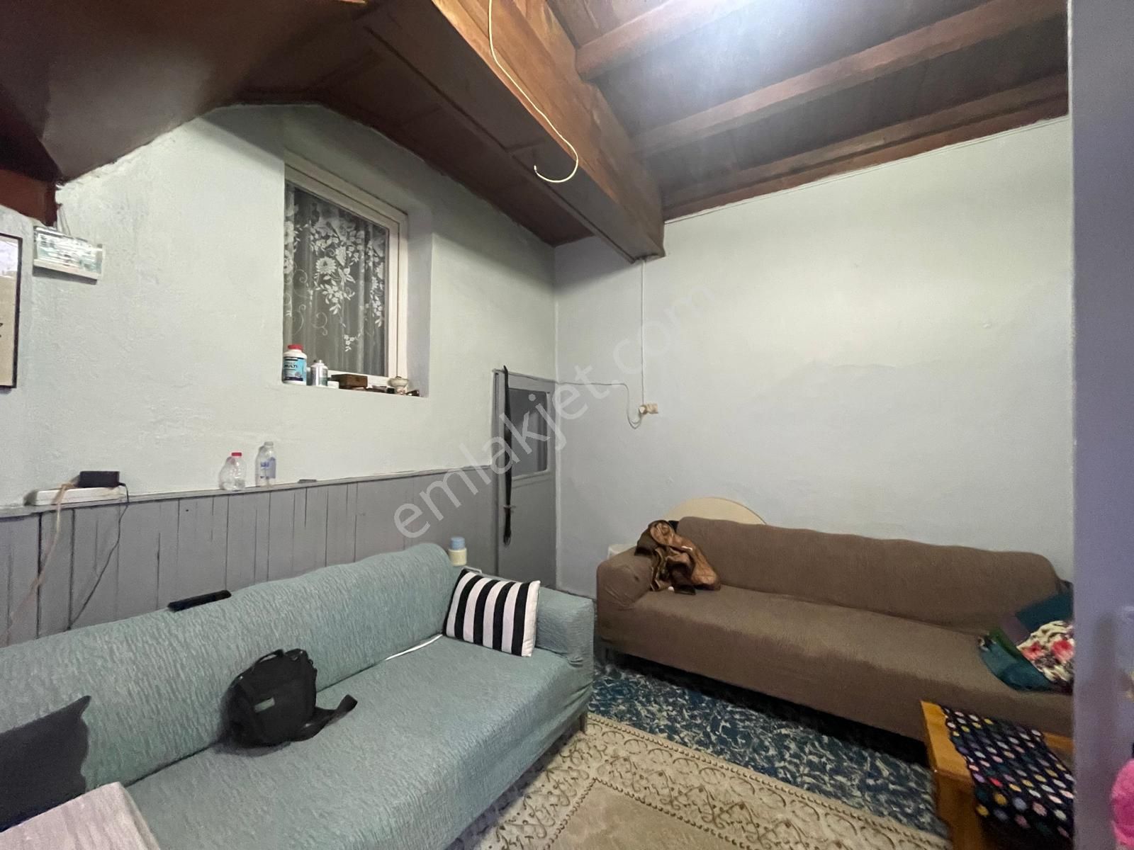 Ayvalık Merkez'de Avlulu Ve Daracalı 2 Katlı 3+1 Taş Rum Evi - Görsel 7