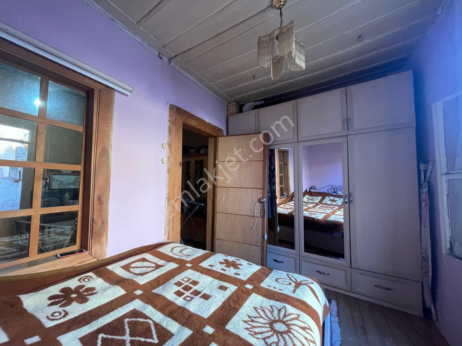 Ayvalık Merkez'de Avlulu Ve Daracalı 2 Katlı 3+1 Taş Rum Evi - Görsel 32