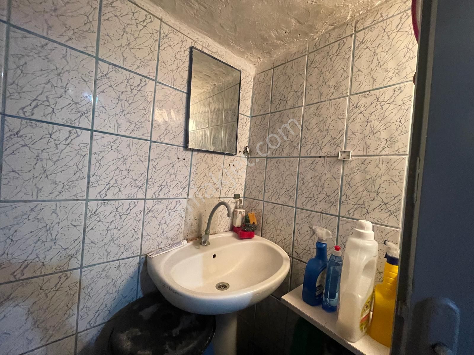 Ayvalık Merkez'de Avlulu Ve Daracalı 2 Katlı 3+1 Taş Rum Evi - Görsel 14