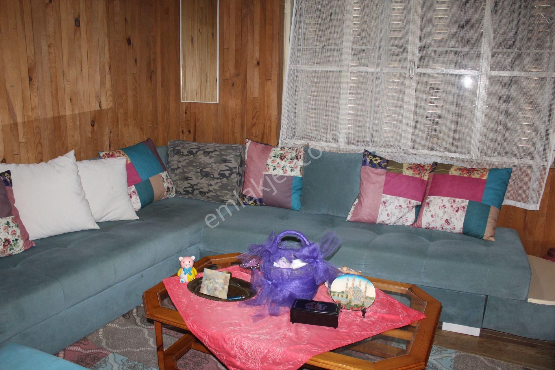 Ayvalık Merkez'de Avlulu Ve Daracalı 2 Katlı 3+1 Taş Rum Evi - Görsel 27