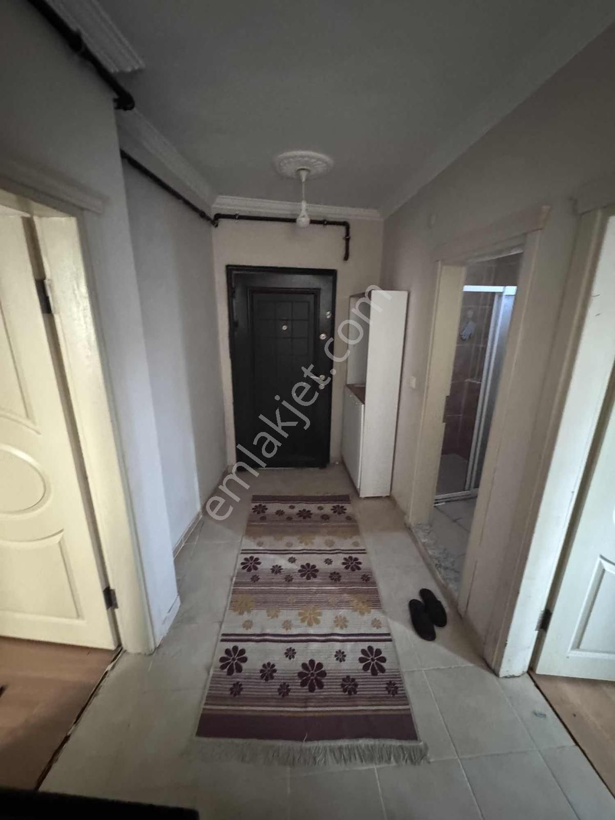 Üniversite Mahallesinde Kiralık 1+1 Eşyalı Daire - Görsel 2