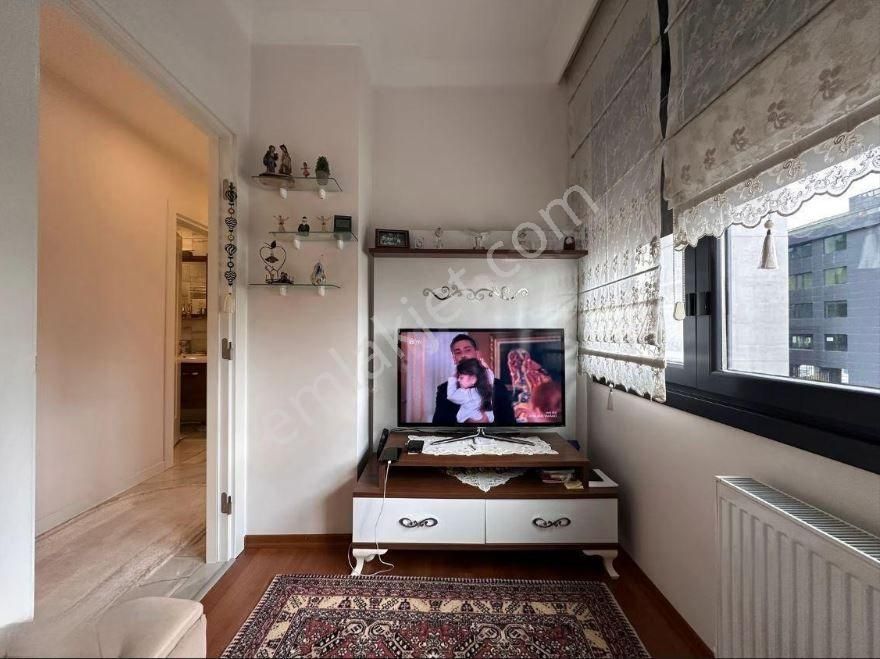 Kozyatağı Central Hast. Civarı Balkonlu Ebevyn Banyolu 3+1 Daire - Görsel 13