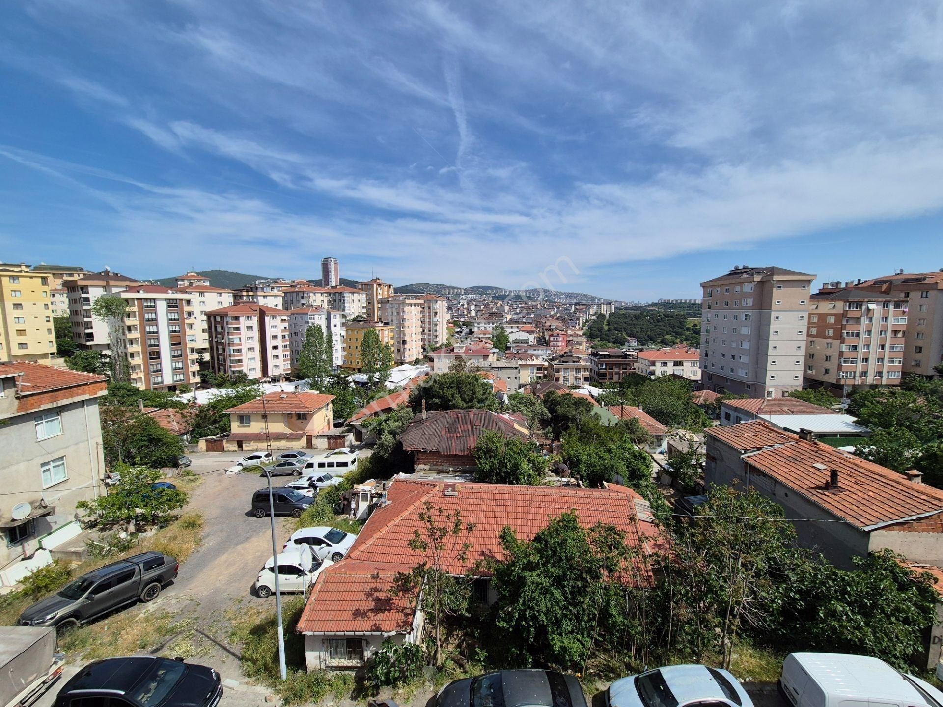 İçerenköy Alanaldı Cd Üzeri, Merkezi Konumda Geniş Ara Katta Eşyalı 1+1 Daire - Görsel 24