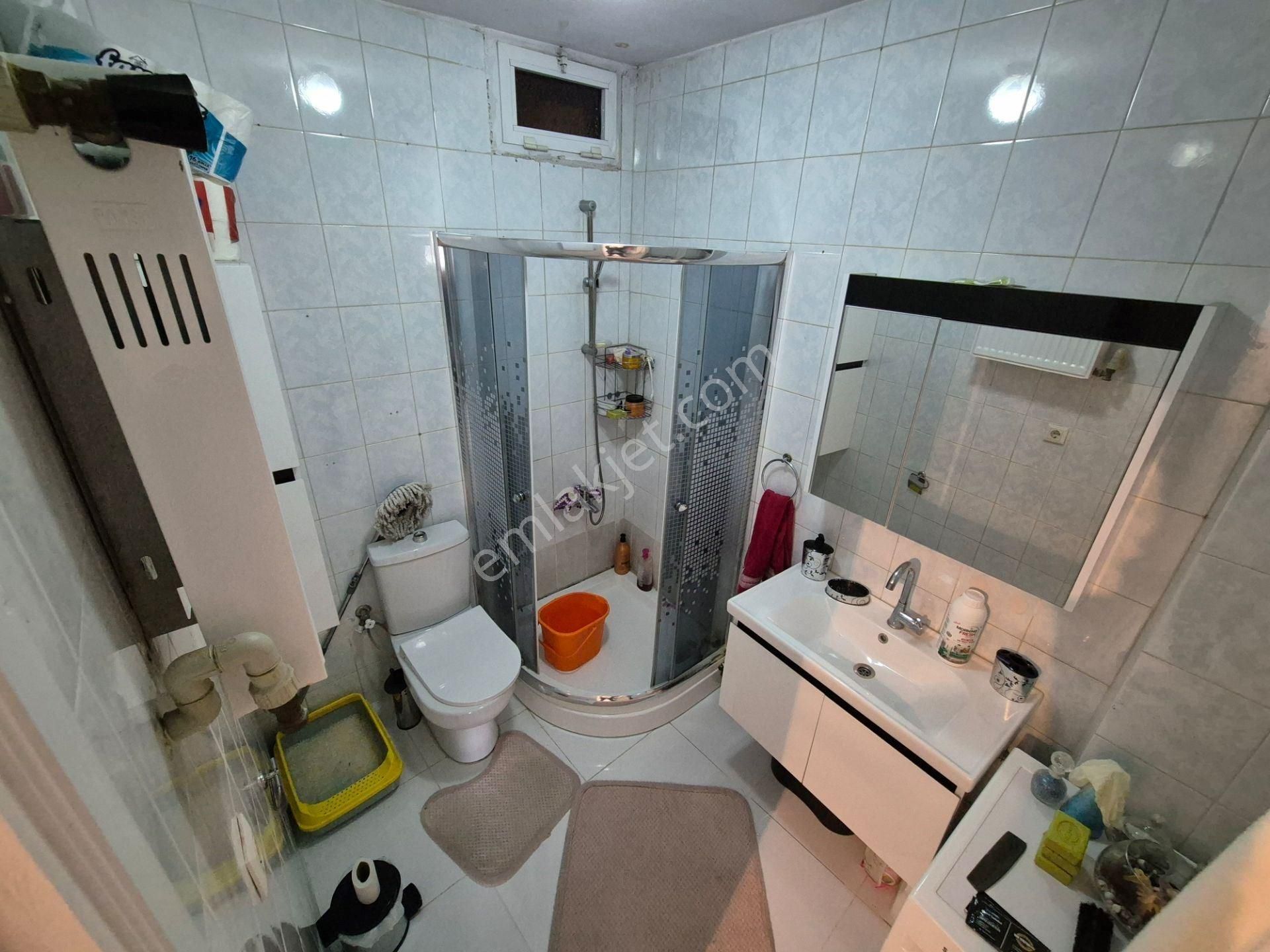 İçerenköy Alanaldı Cd Üzeri, Merkezi Konumda Geniş Ara Katta Eşyalı 1+1 Daire - Görsel 10