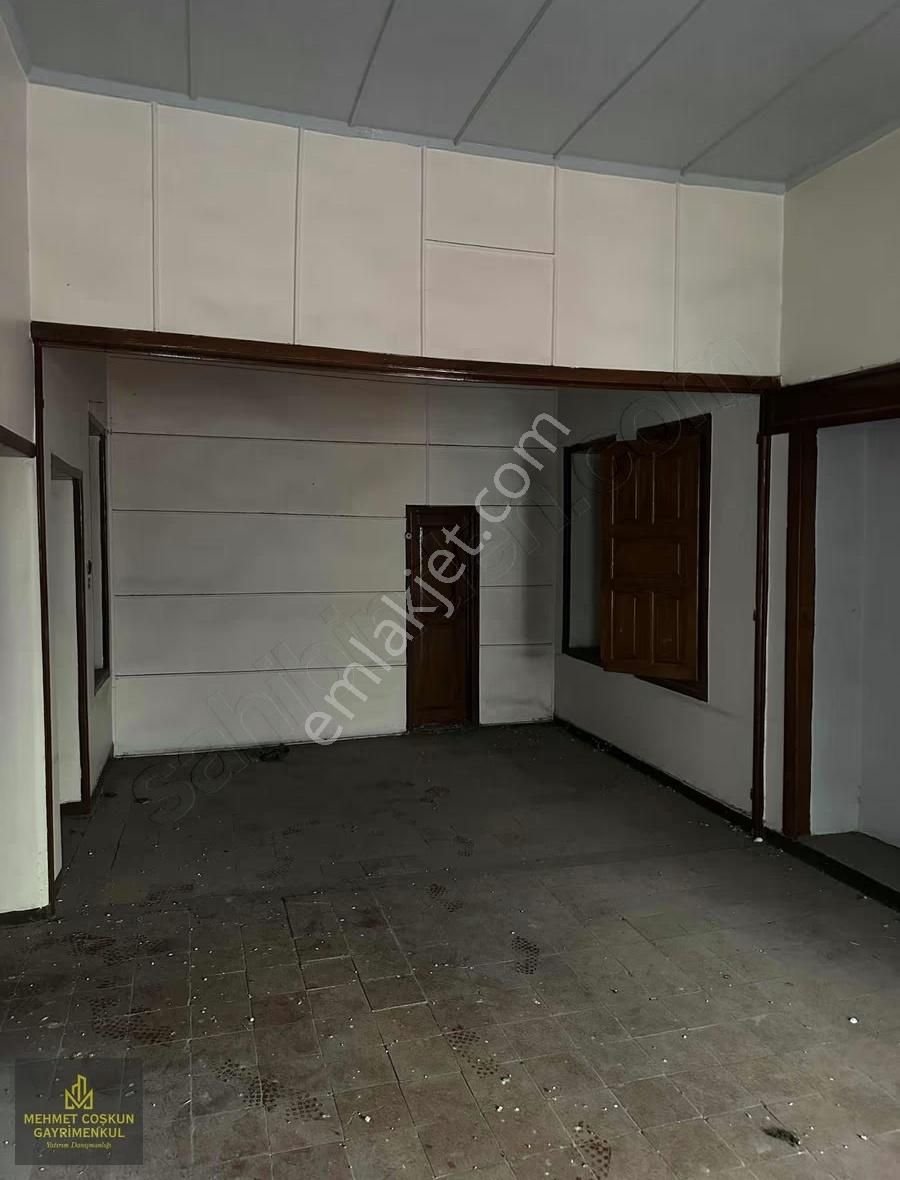 Küçük Saat Civarı Bebekli Kilise Arası Konak - Görsel 20