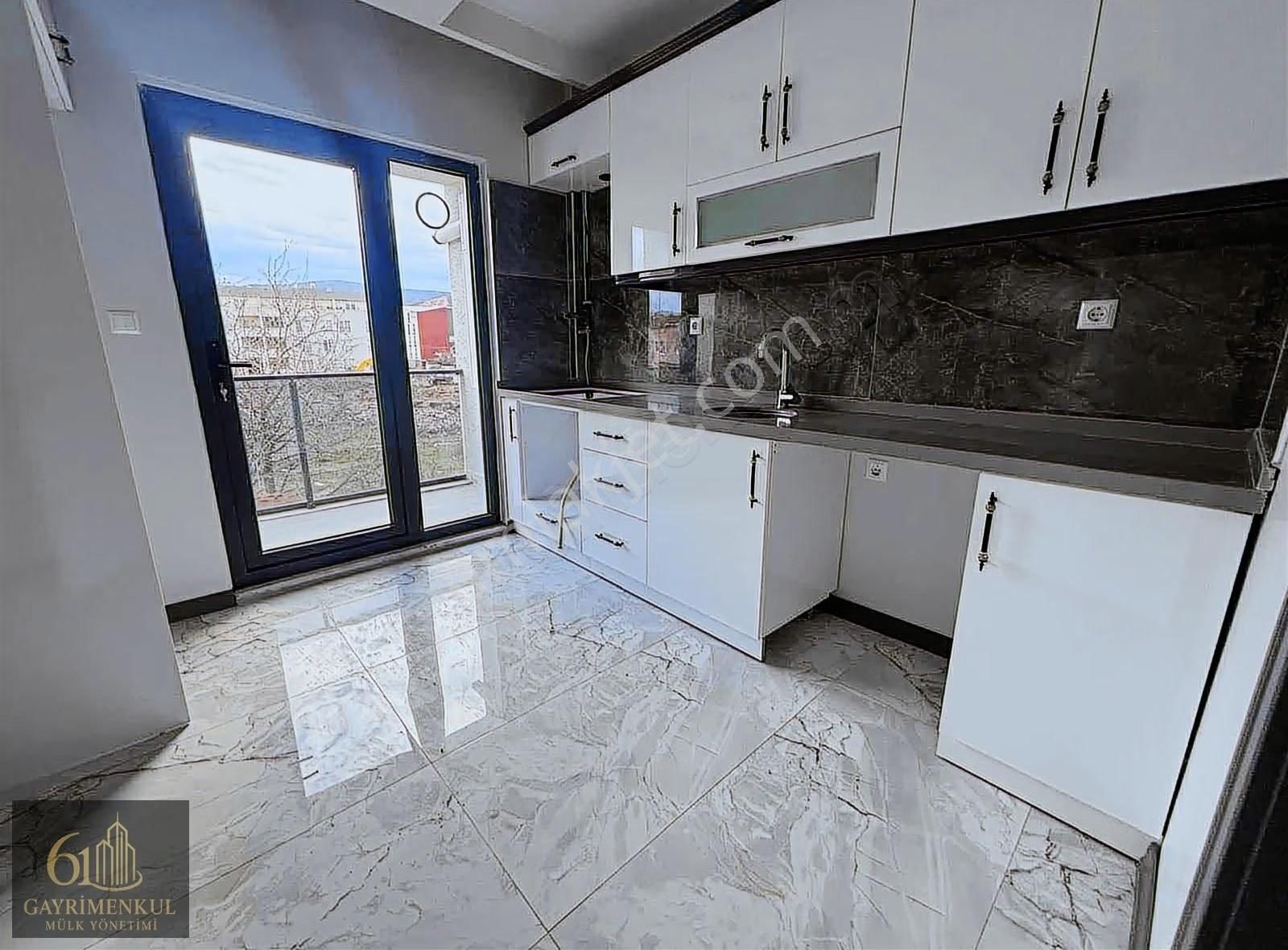 Akçalar'da 2+1 Ayrı Mutfaklı Geniş Aile Tipi Kiralık Daire - Görsel 22