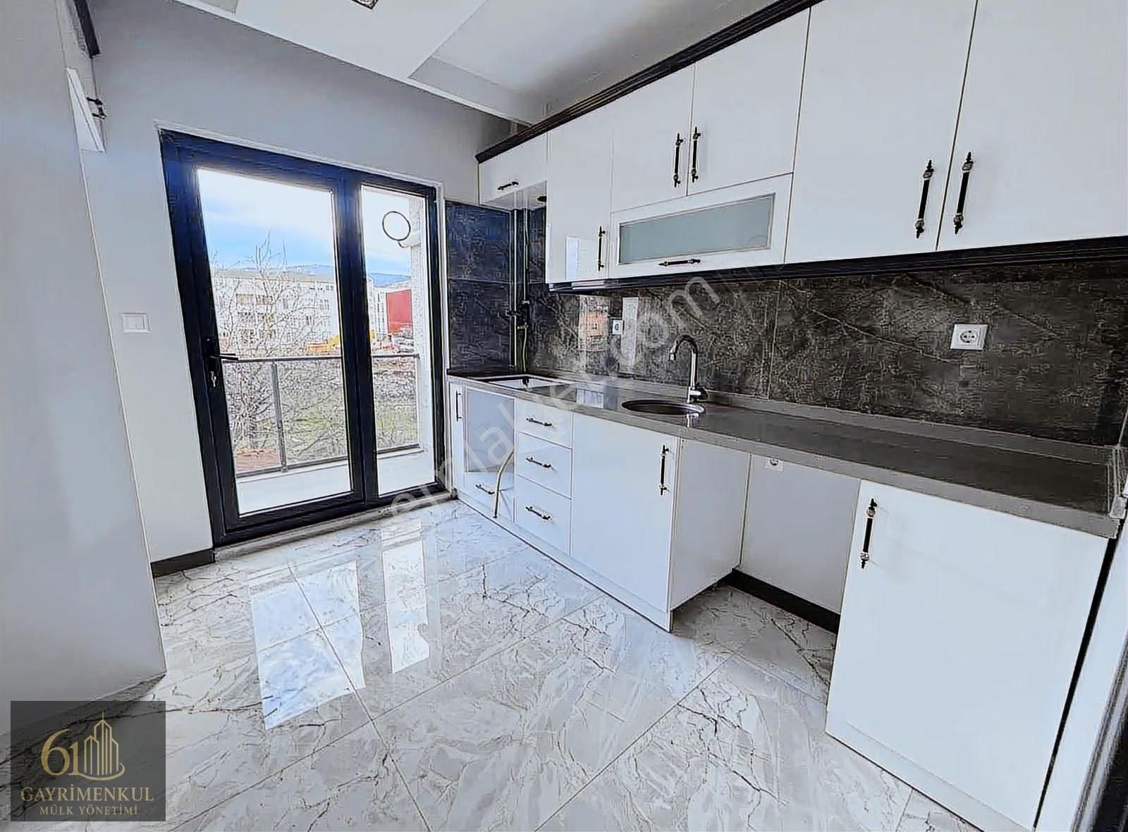 Akçalar'da 2+1 Ayrı Mutfaklı Geniş Aile Tipi Kiralık Daire - Görsel 18