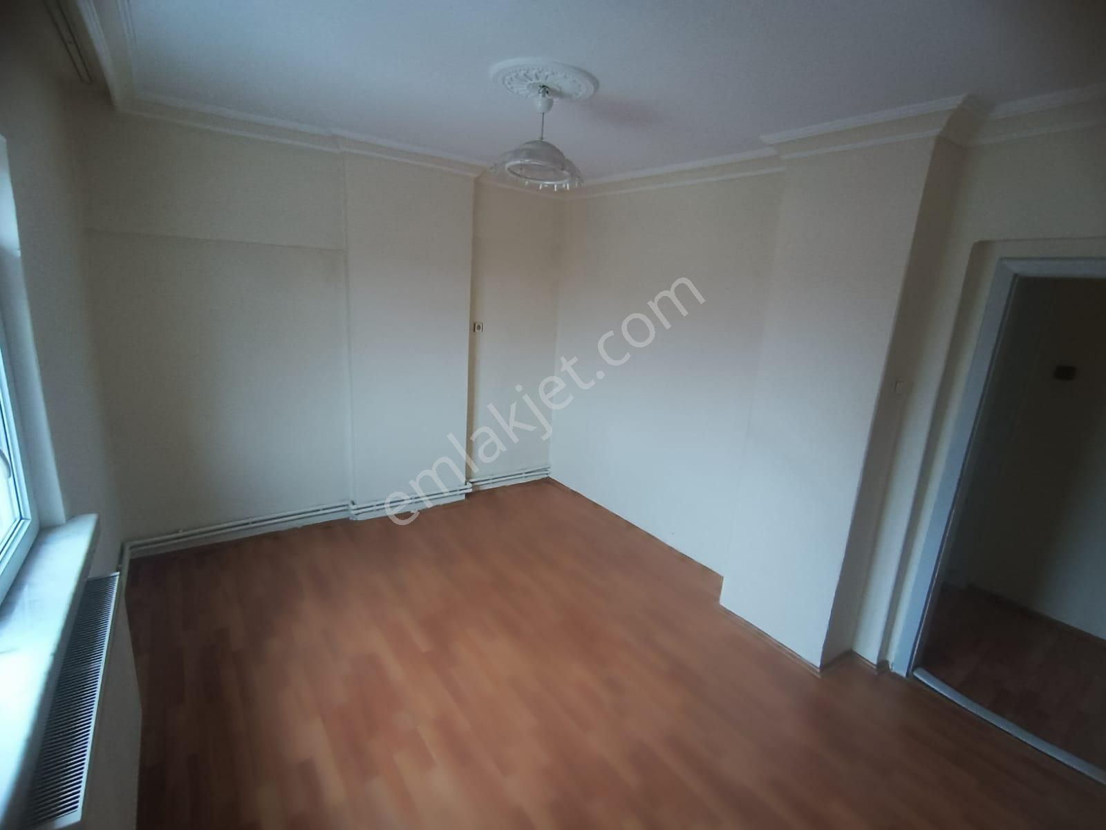 Sincan Tandoğan Mahallesinde 3+1 Kiralık Ara Kat Nerkezi Konum Daire - Görsel 12