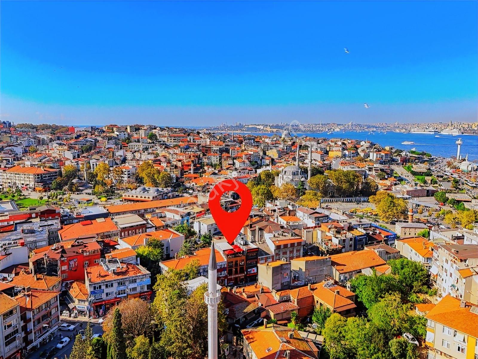 Üsküdar Selmani Pak Caddesine Cepheli Komple Satılık Bina - Görsel 13