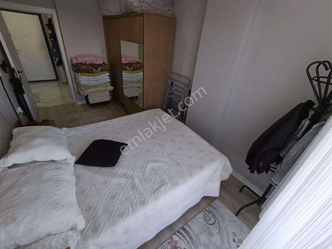 Kadıköyde Doğalgazlı Asansörlü 1 Yaşında Ara Kat Ön Cephe 2+1 Daire - Görsel 16
