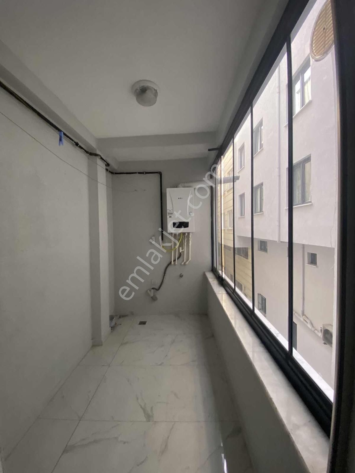 Önlü'den M.akif'de 2+1 80m2 Otopark'lı Lüx Arakat Daire - Görsel 18