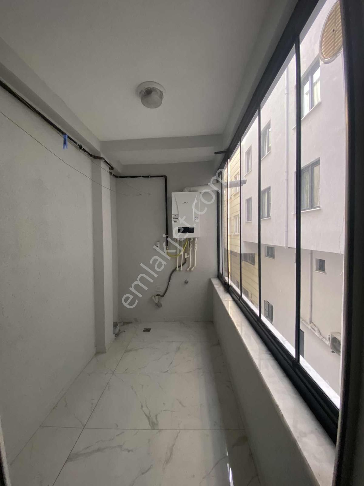 Önlü'den M.akif'de 2+1 80m2 Otopark'lı Lüx Arakat Daire - Görsel 11