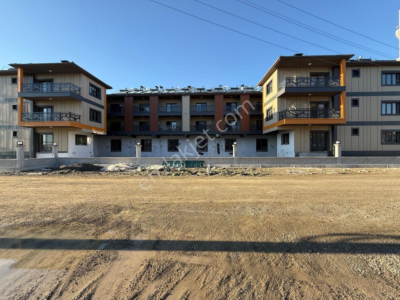 Stop’tan Ortaca Bahçelievler *havuzlu Ultra Lüks* 1+1 Satılık Daire