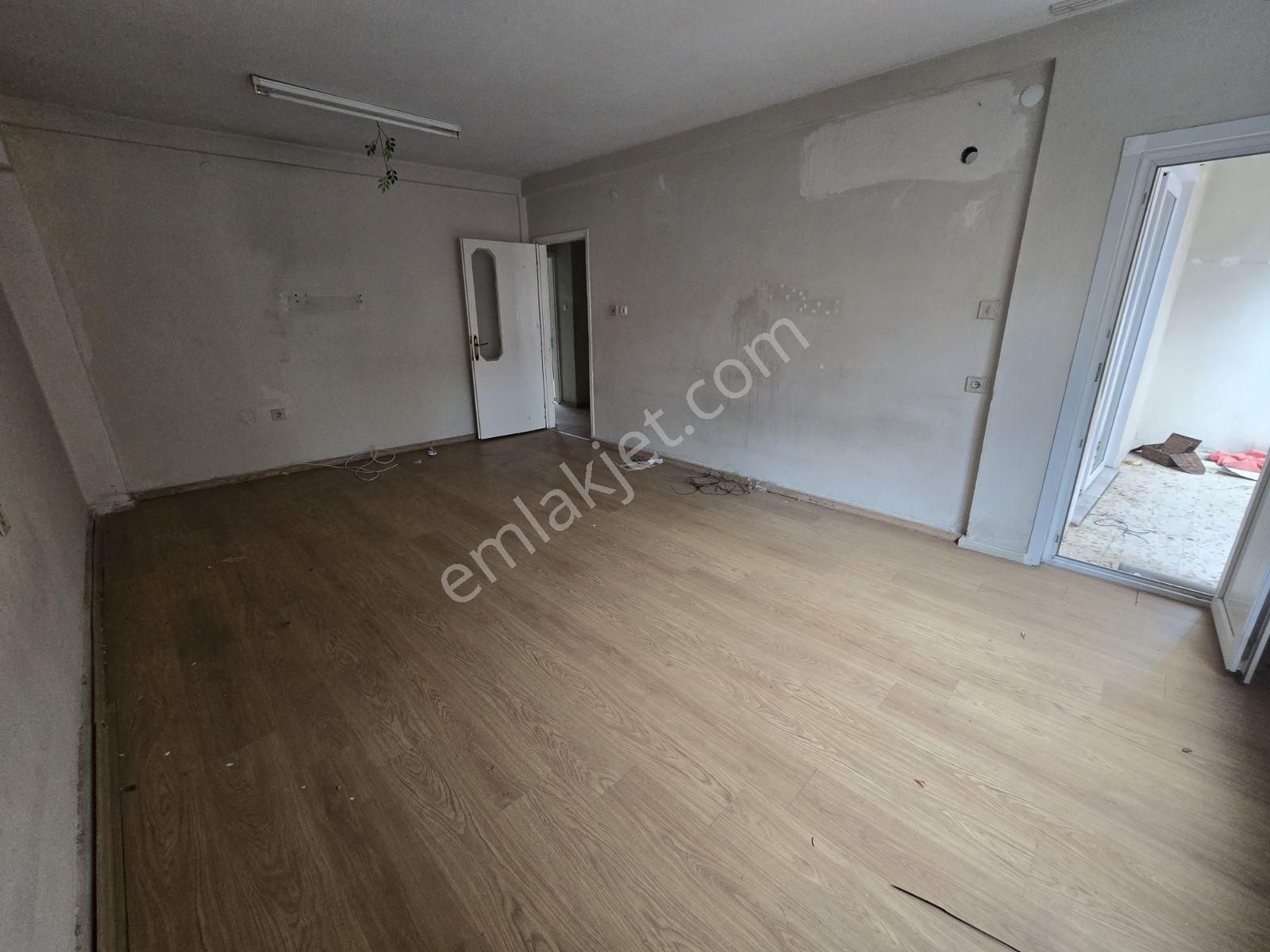 Yeşilyurt Mh. Salı Pazarı Civ 2+1 Kiralık Daire️ - Görsel 2