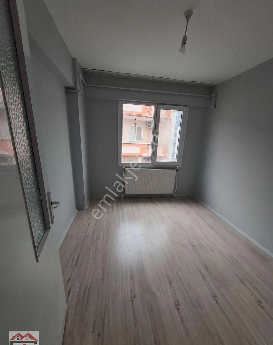 Akhisar Ragıpbey Fahri Sertel Emlaktan Satılık 3+1 Daire - Görsel 3