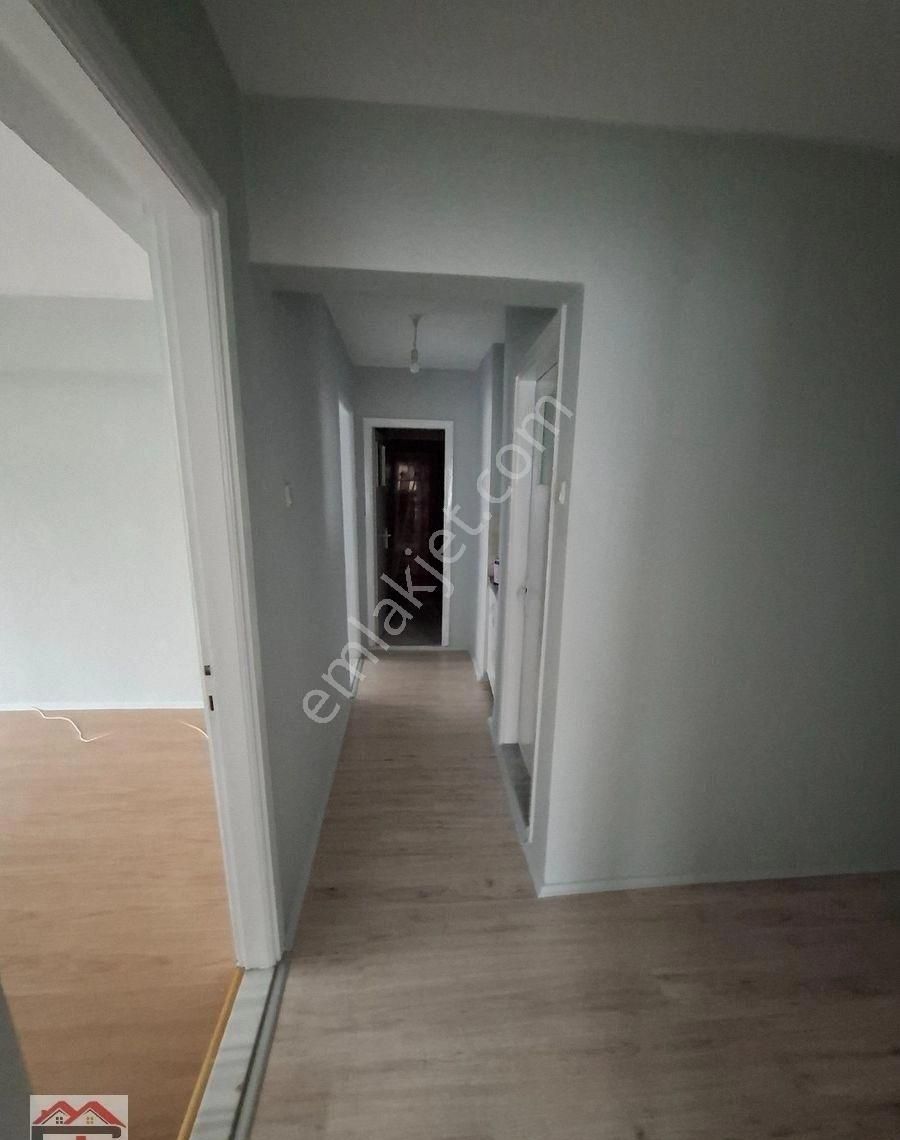 Akhisar Ragıpbey Fahri Sertel Emlaktan Satılık 3+1 Daire - Görsel 10