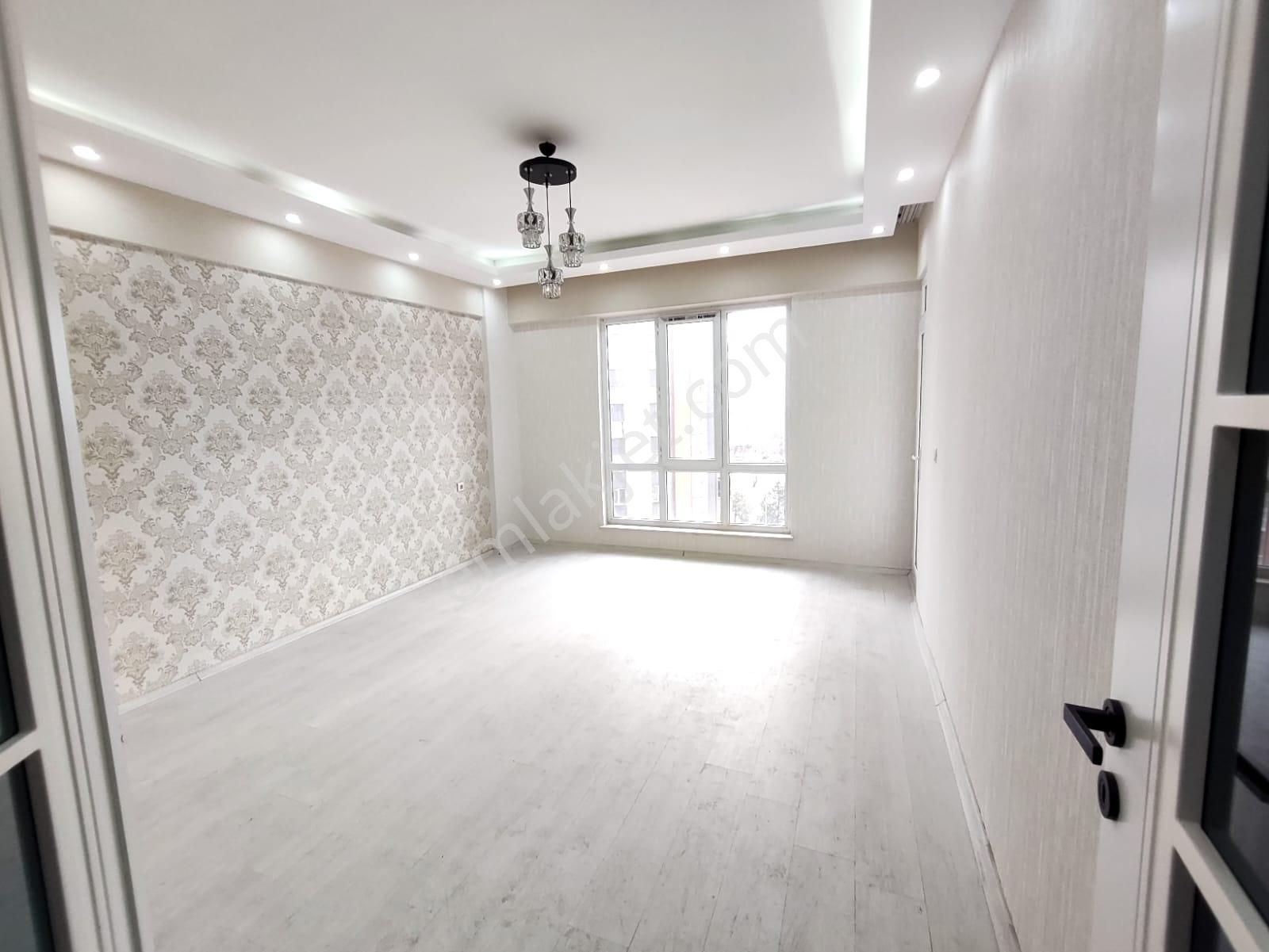 Mavi Emlak Tan Abdulkadir Hastanesinin Arkasında Satılık 2+1 Lüks Daire 2.600.000 Tl - Görsel 8