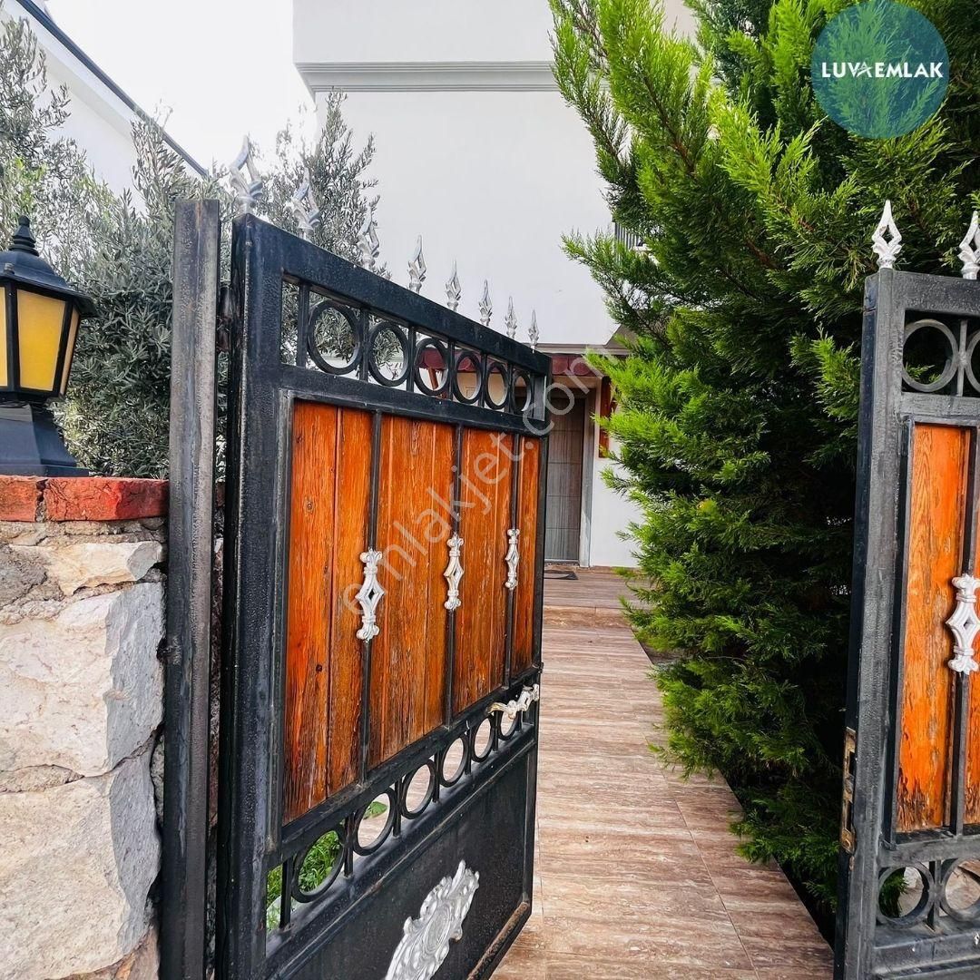 Didim Akbük'te Panoramik Deniz Manzaralı 6+1 Tam Müstakil Villa - Görsel 5