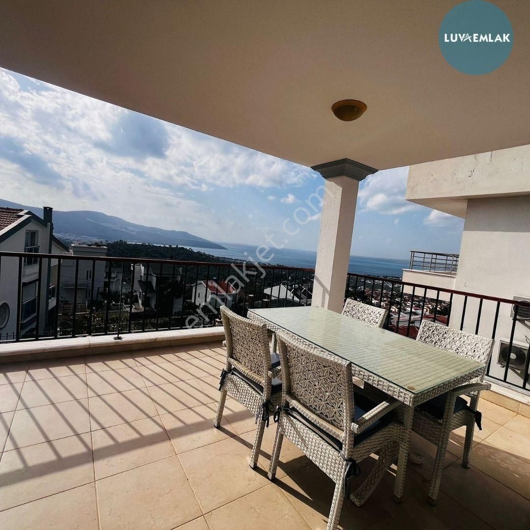Didim Akbük'te Panoramik Deniz Manzaralı 6+1 Tam Müstakil Villa - Görsel 12