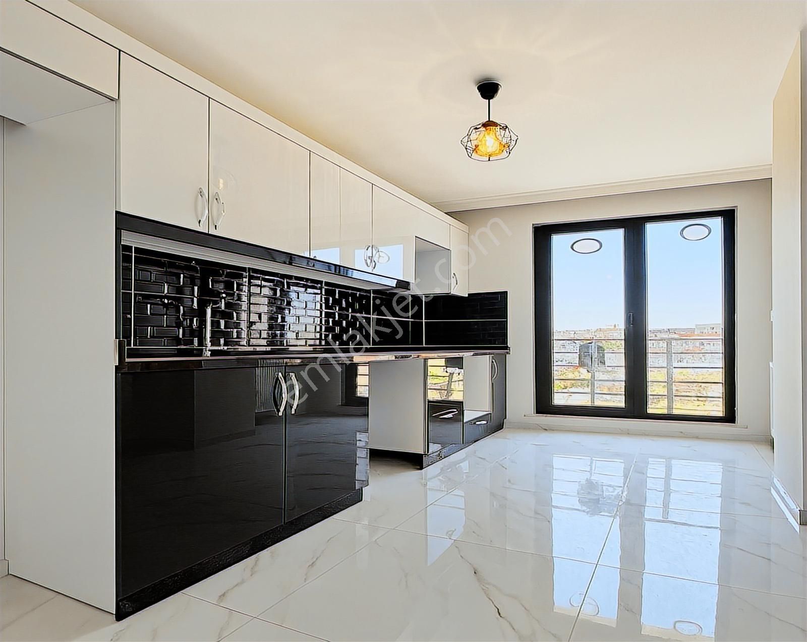 Beylikdüzü Lıve Yapı'dan Deniz Ve Vadi Manzaralı Dubleks Fırsatı - Görsel 8