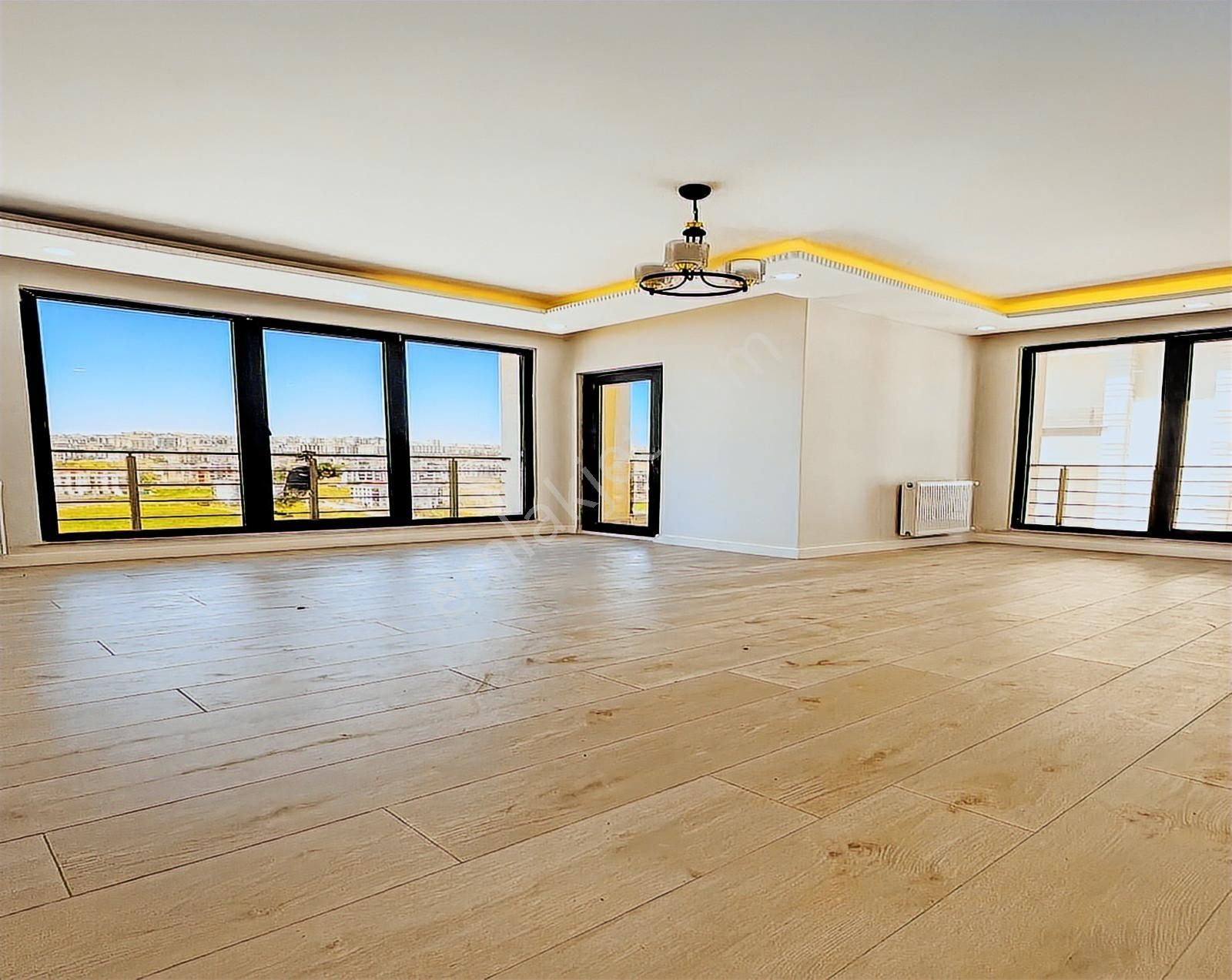 Beylikdüzü Lıve Yapı'dan Deniz Ve Vadi Manzaralı Dubleks Fırsatı - Görsel 17