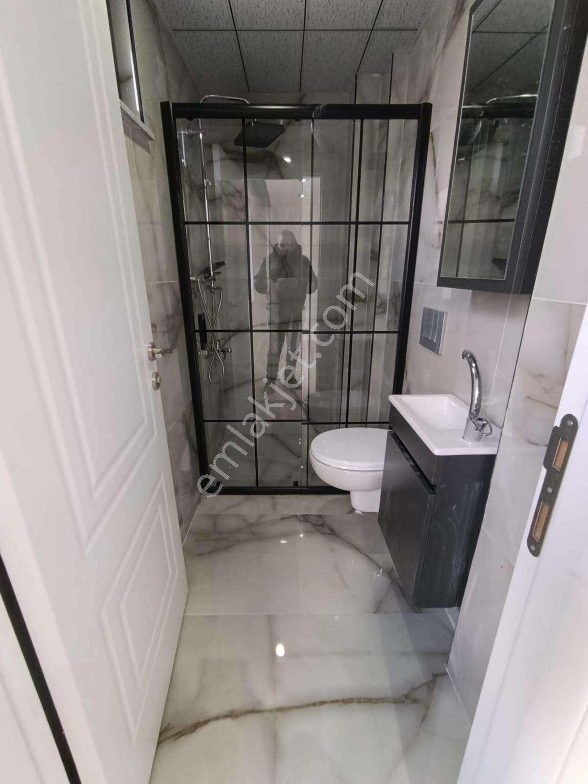 Çamlıca Mahallesinde Sıfır 4+1 Dubleks Daire - Görsel 13