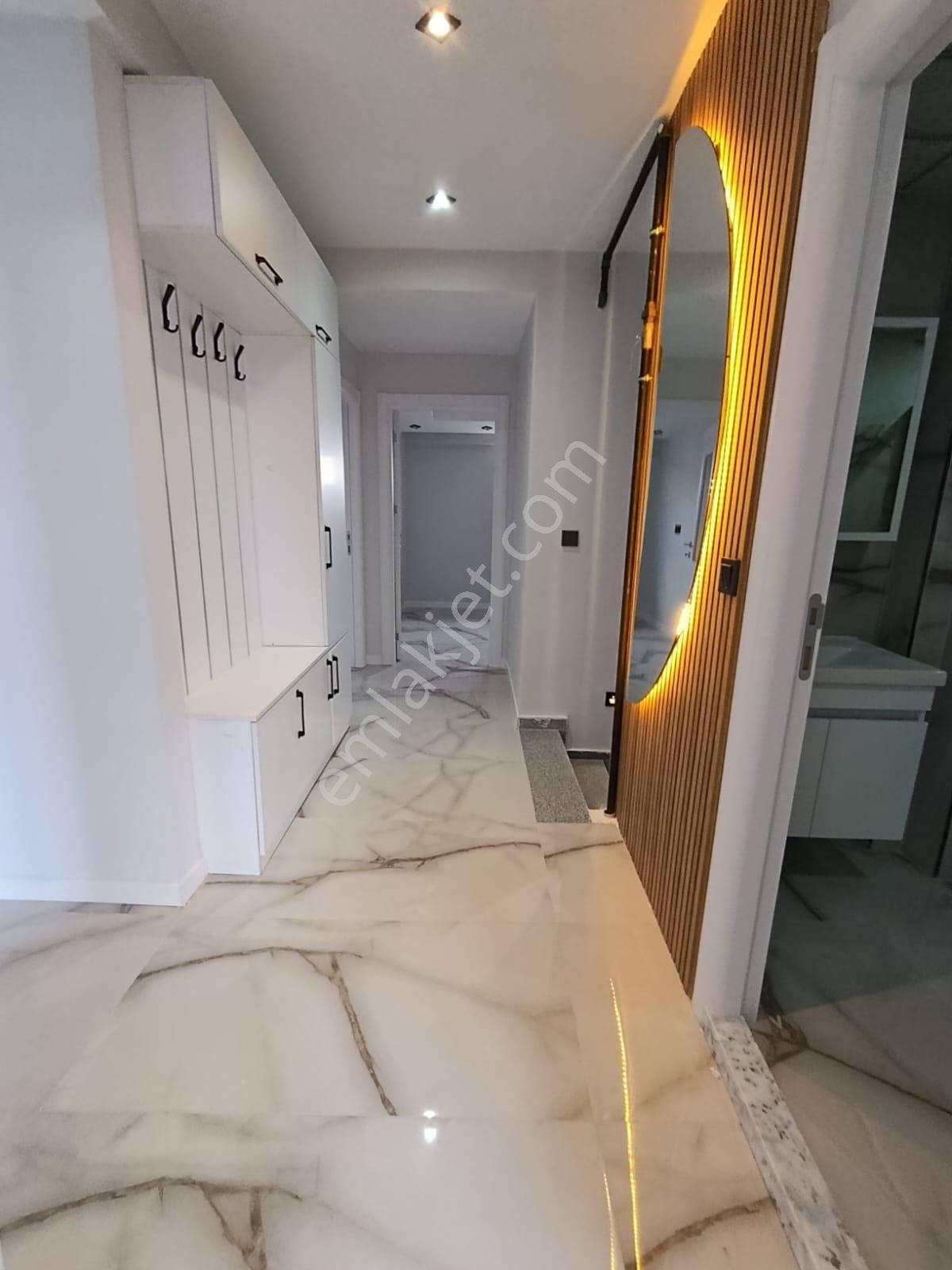 Çamlıca Mahallesinde Sıfır 4+1 Dubleks Daire - Görsel 18