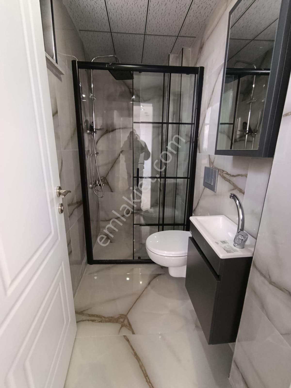 Çamlıca Mahallesinde Sıfır 4+1 Dubleks Daire - Görsel 12