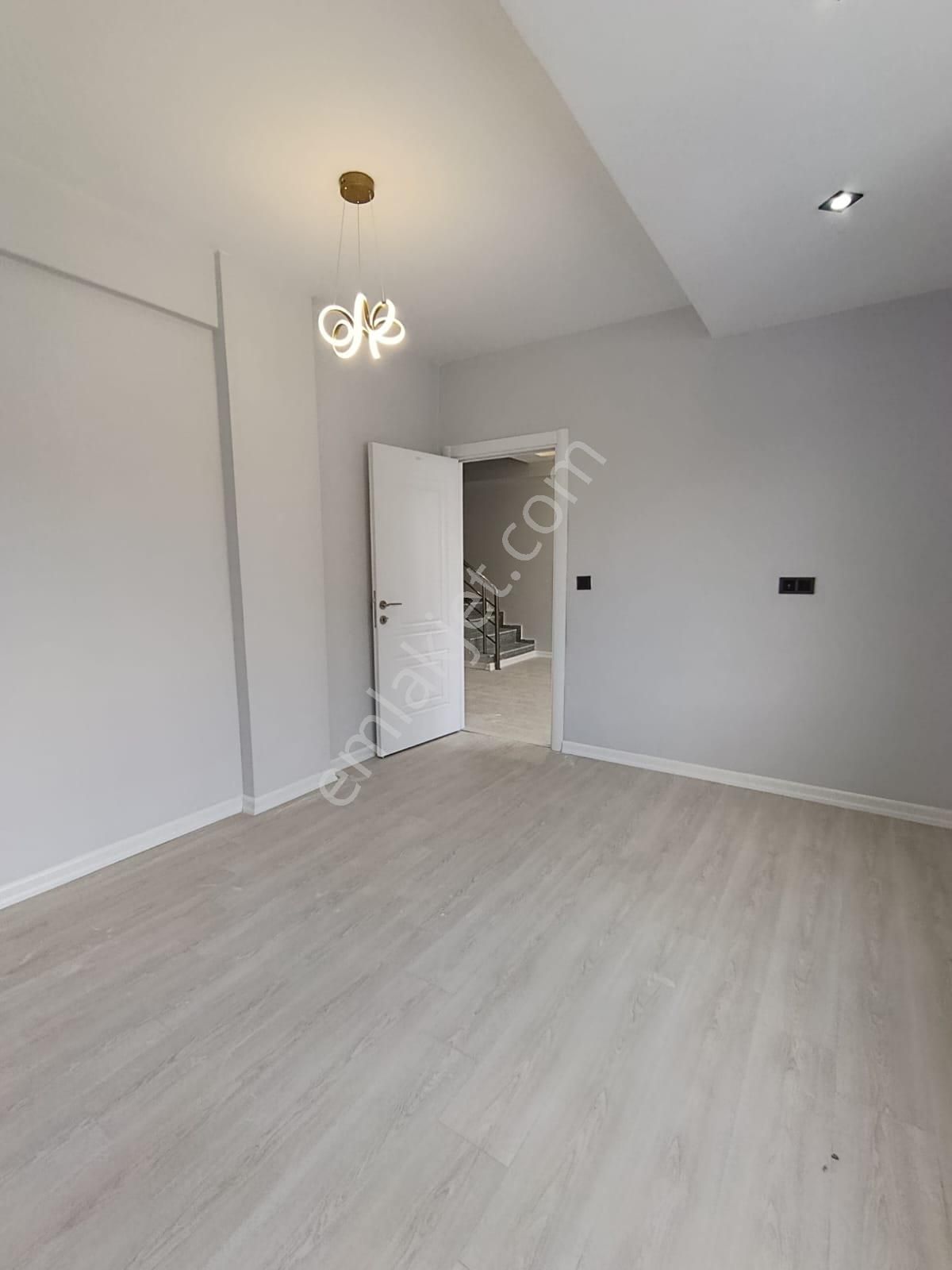 Çamlıca Mahallesinde Sıfır 4+1 Dubleks Daire - Görsel 5