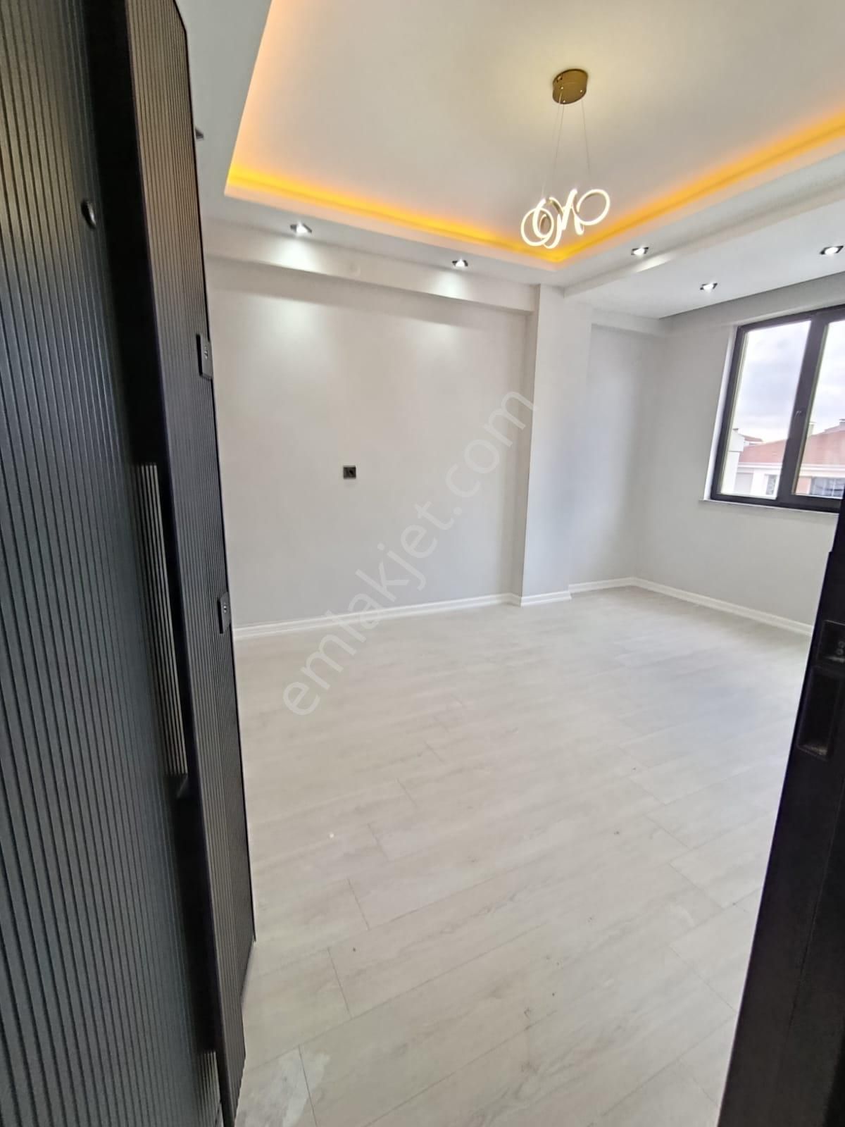 Çamlıca Mahallesinde Sıfır 4+1 Dubleks Daire - Görsel 8