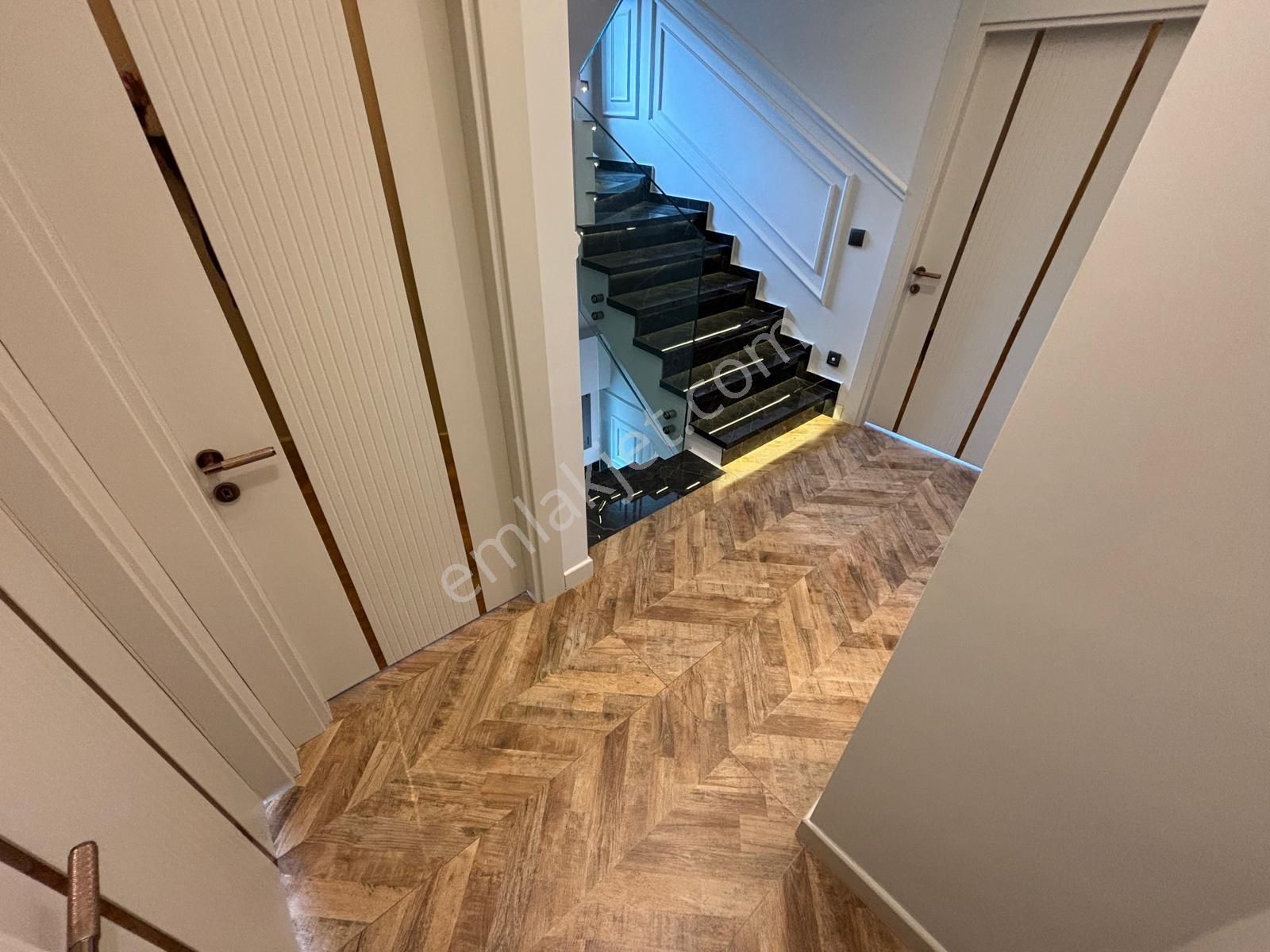 Yiğit'ten Güre'de 4+1 Site İçerisinde Müstakil Havuzlu Lüx Villa - Görsel 25