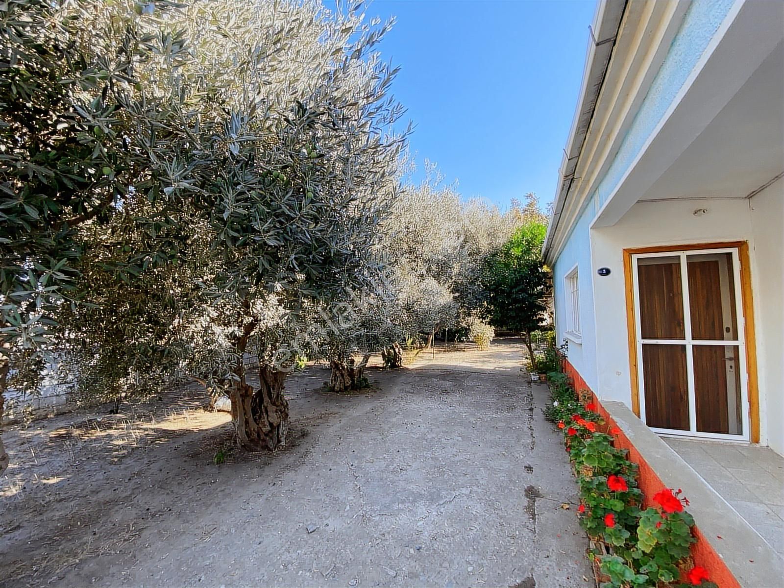 Kent Gayrimenkul'den Bayındır Çırpı Köyü'nde Satılık Müstakil Ev - Görsel 7