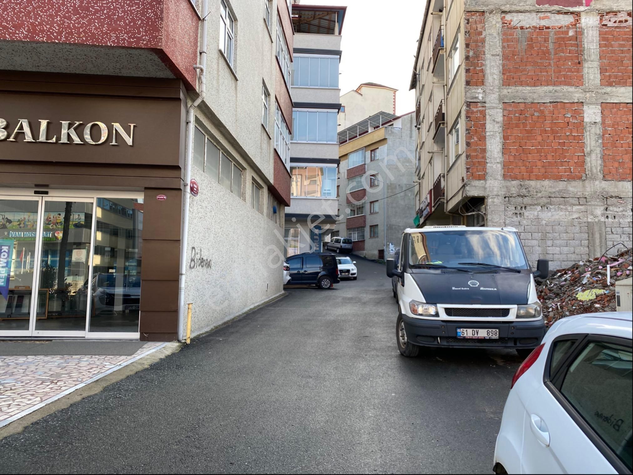 Öztürk Kardeşler Gayrimenkul'den Aydınlıkevler De Tanjant Yoluna Yakın Kiralık Dükkan - Görsel 7