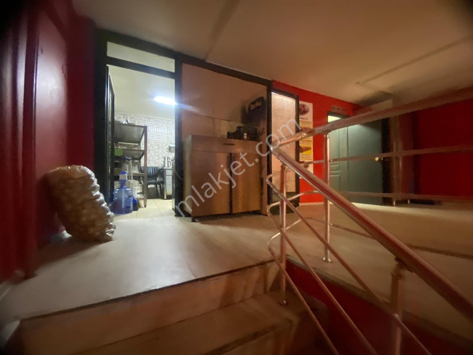 Bess'den İki Eylül Caddesi Üzerinde Kiracılı Satılık İşyeri - Görsel 17