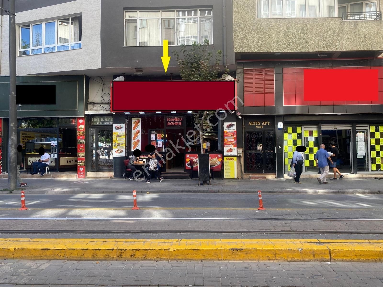 Bess'den İki Eylül Caddesi Üzerinde Kiracılı Satılık İşyeri