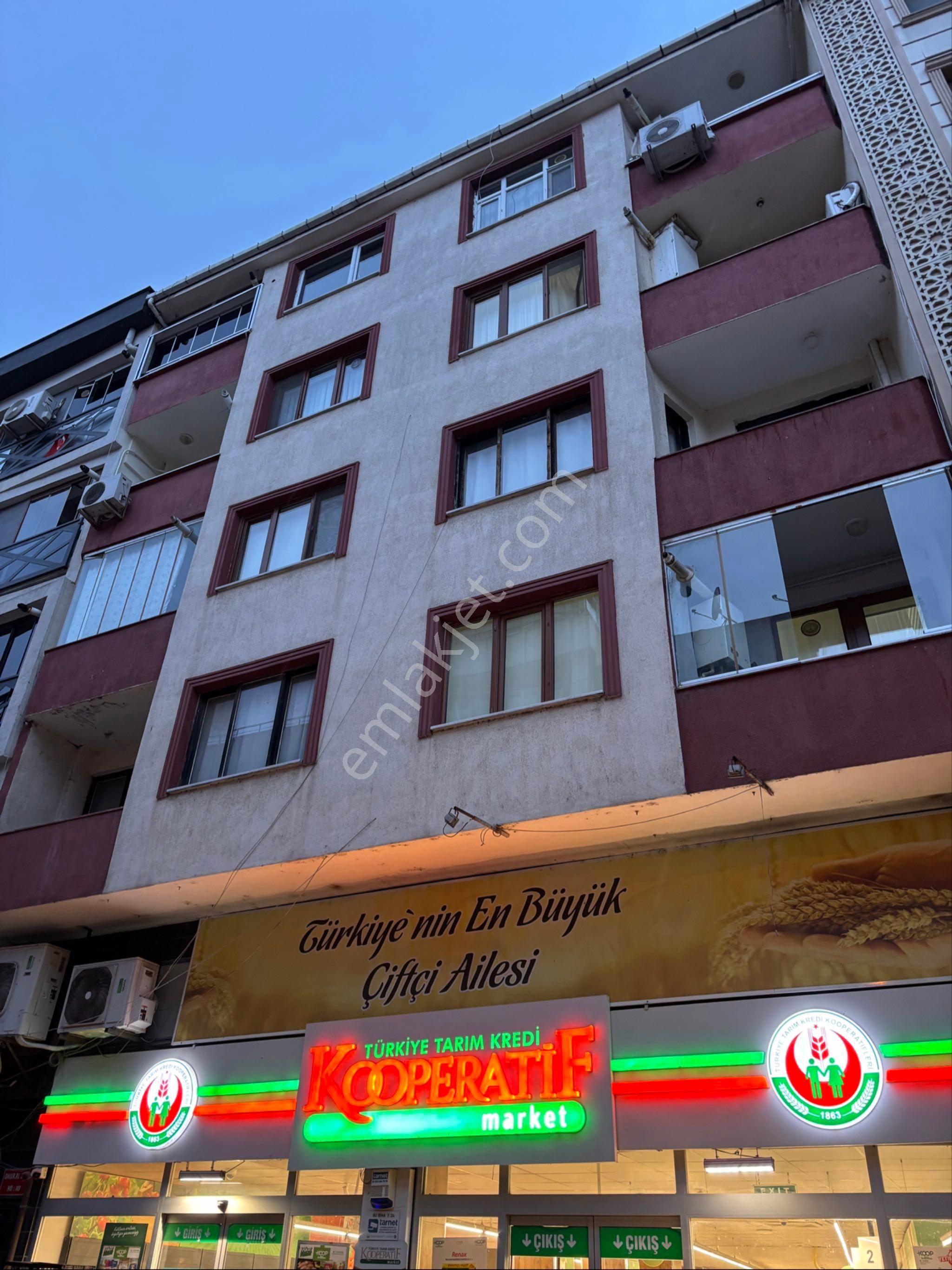 Biga Ada Mahallesinde Kiralık 3+1 Daire