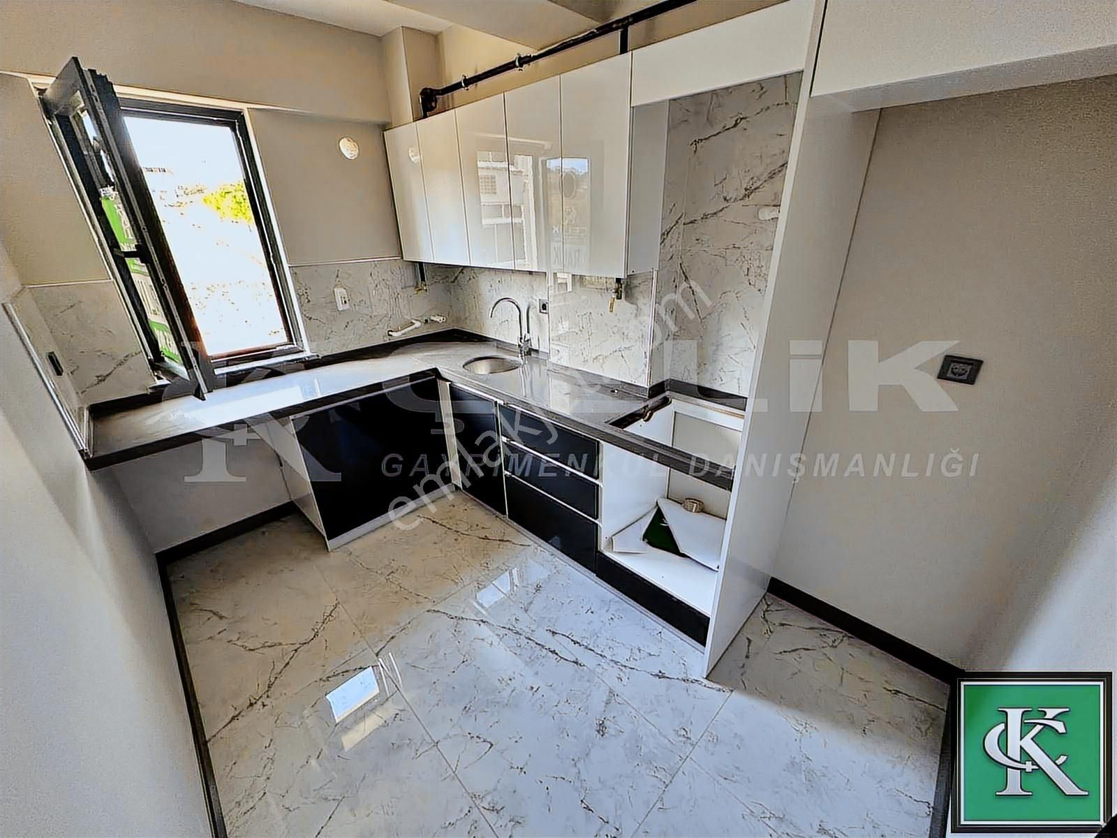 Çelik Emlaktan Yeni Mah 2+0 Oturuma Hazır Kiralık Daire - Görsel 6