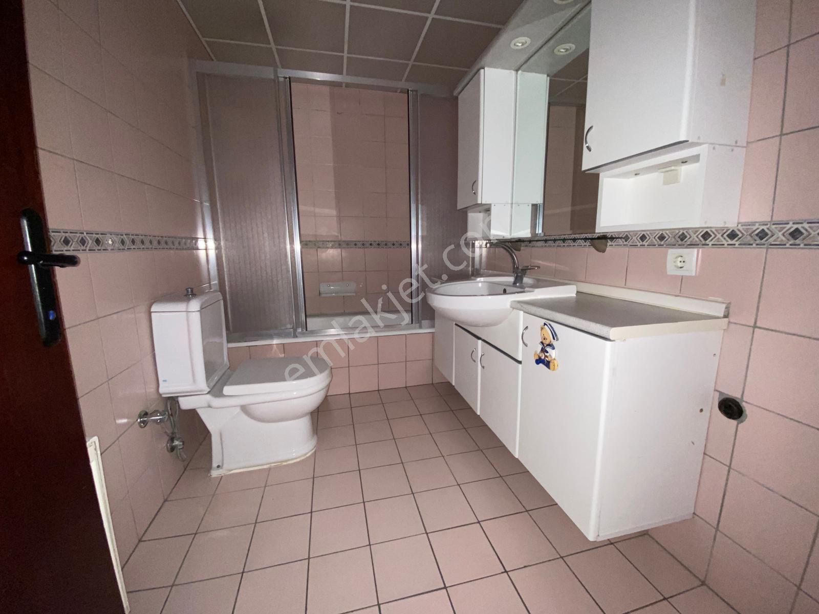 Bizimkent Sitesinde Tadilatlı Masrafsıztemiz 3+1 Kiralık Daire - Görsel 12