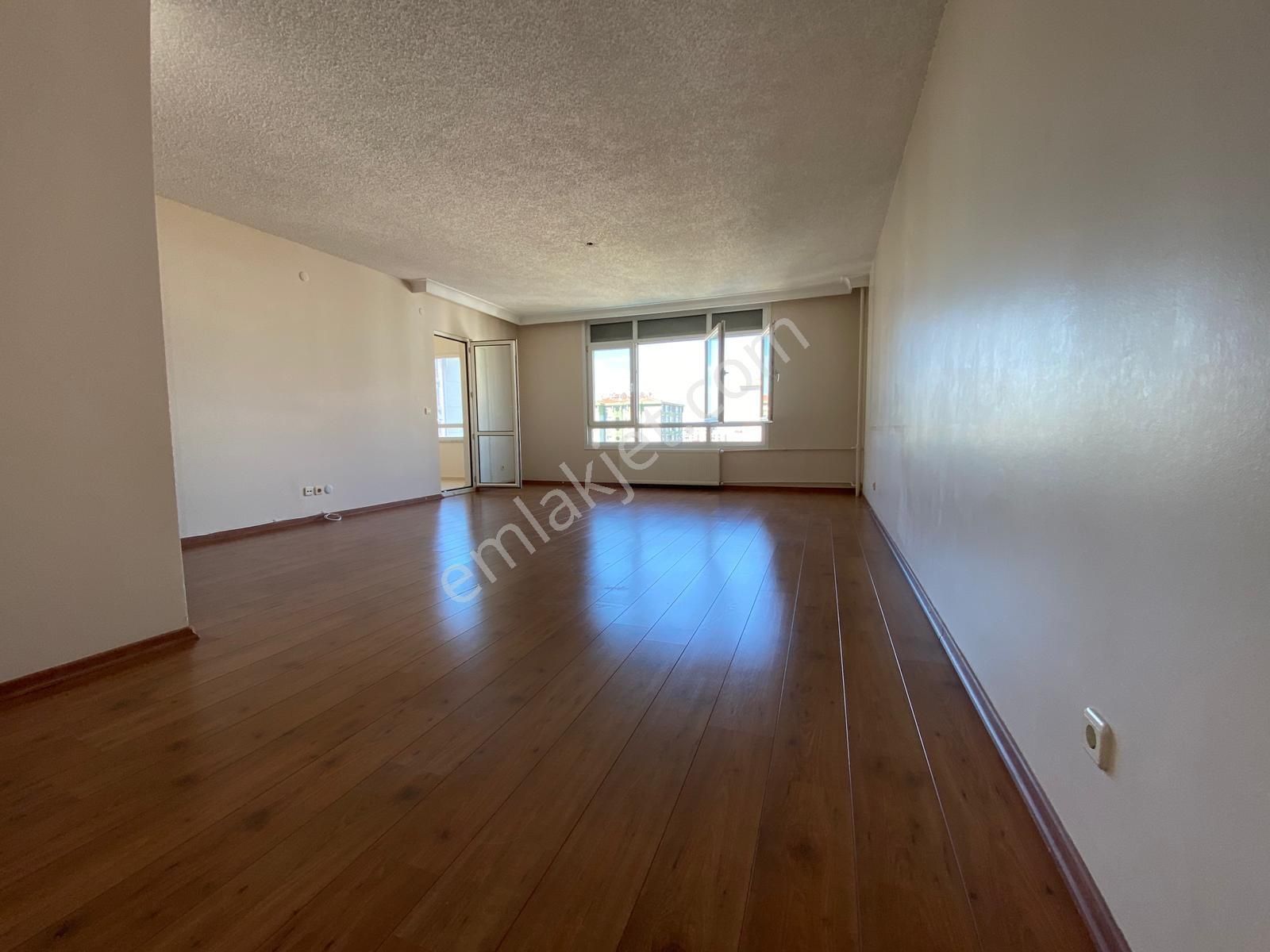 Bizimkent Sitesinde Tadilatlı Masrafsıztemiz 3+1 Kiralık Daire - Görsel 10