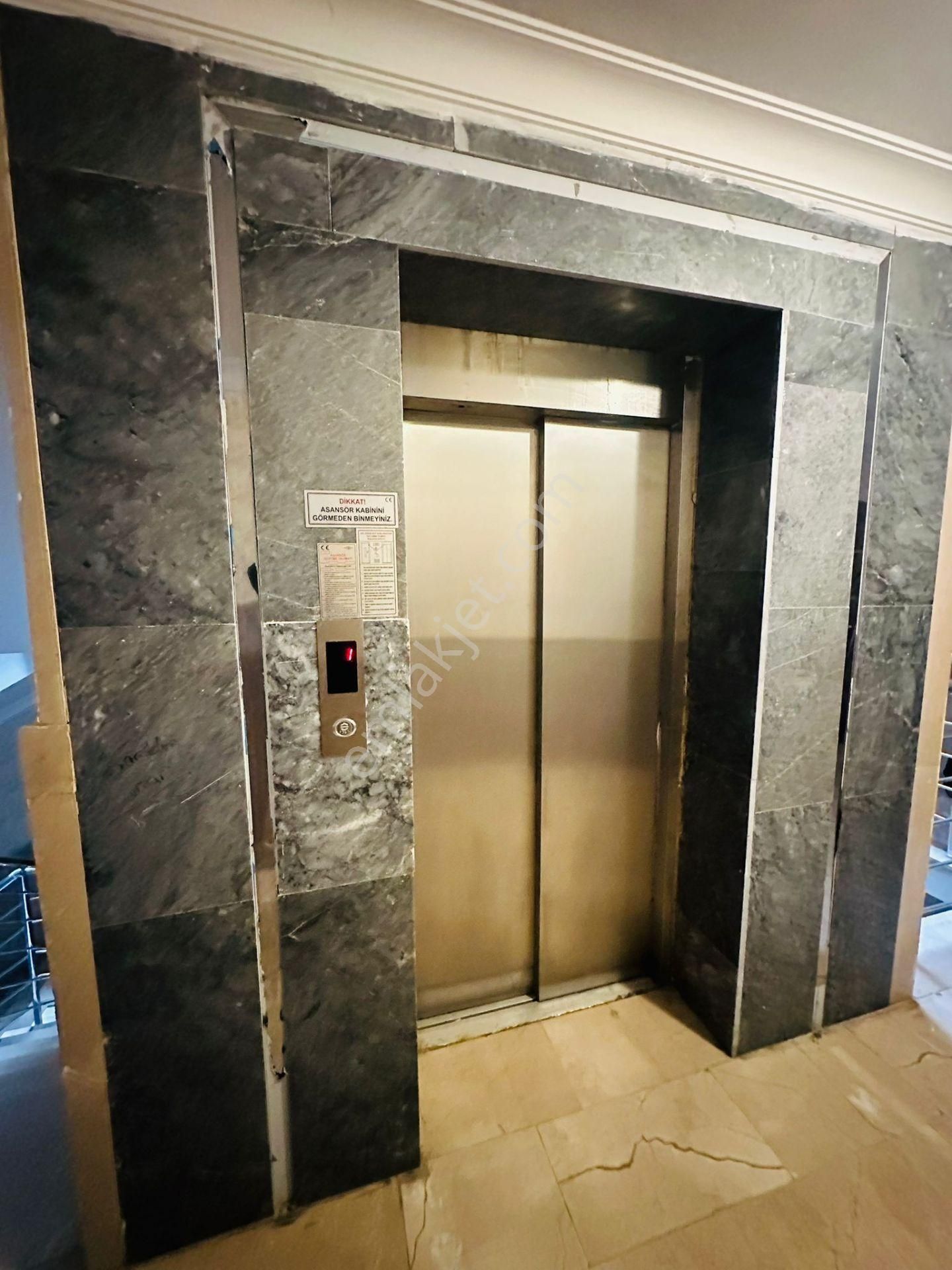 Karapürçek Mahallesinde Full Yapılı Asansörlü Krediye Uygun 3+1 2.katta Satılık Daire !! - Görsel 21