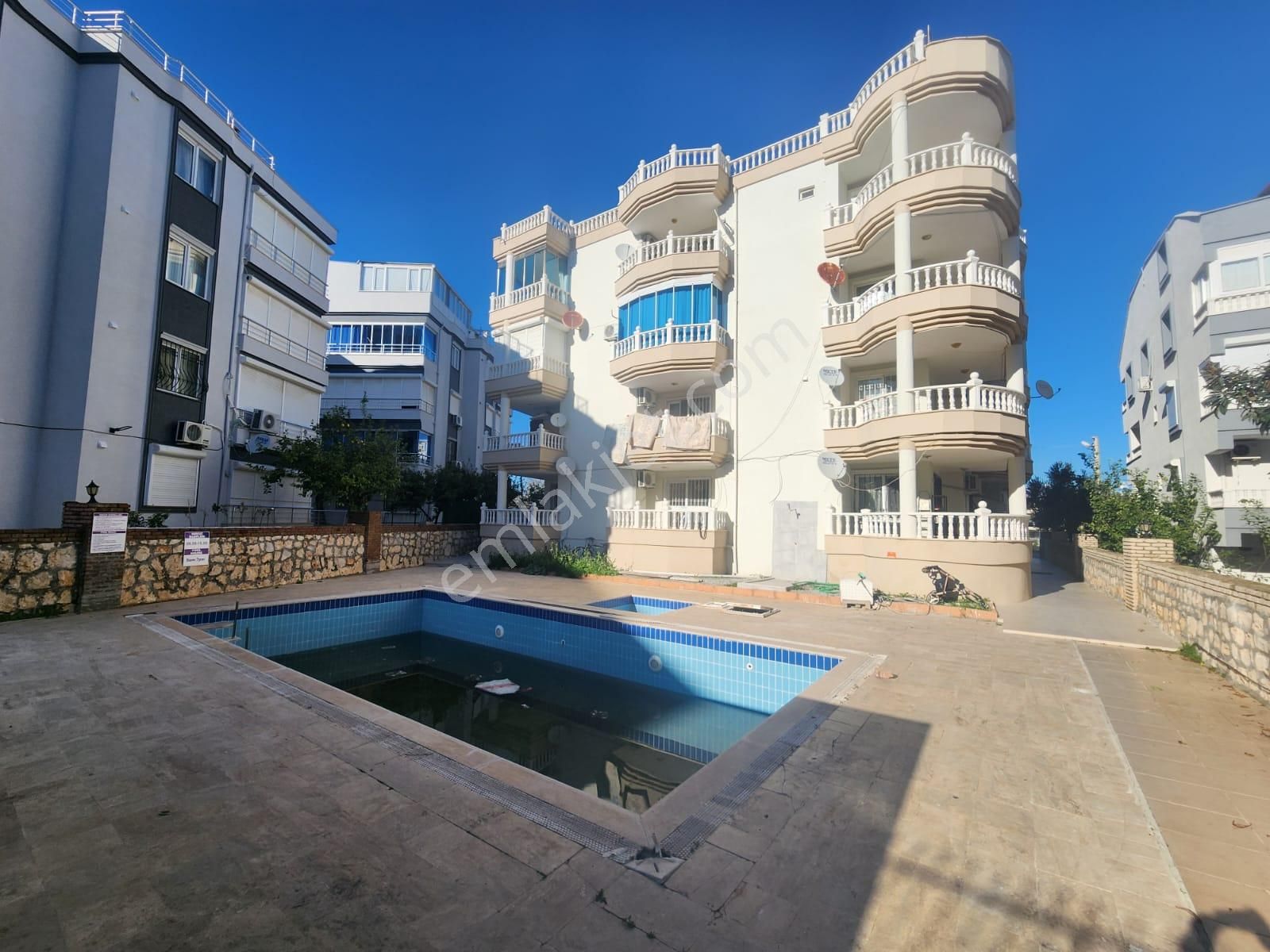 🏖️ Didim Altınkum Mahallesi’nde Havuz Cepheli Satılık 2+1 Daire 🏊‍♂️🌴 - Görsel 14