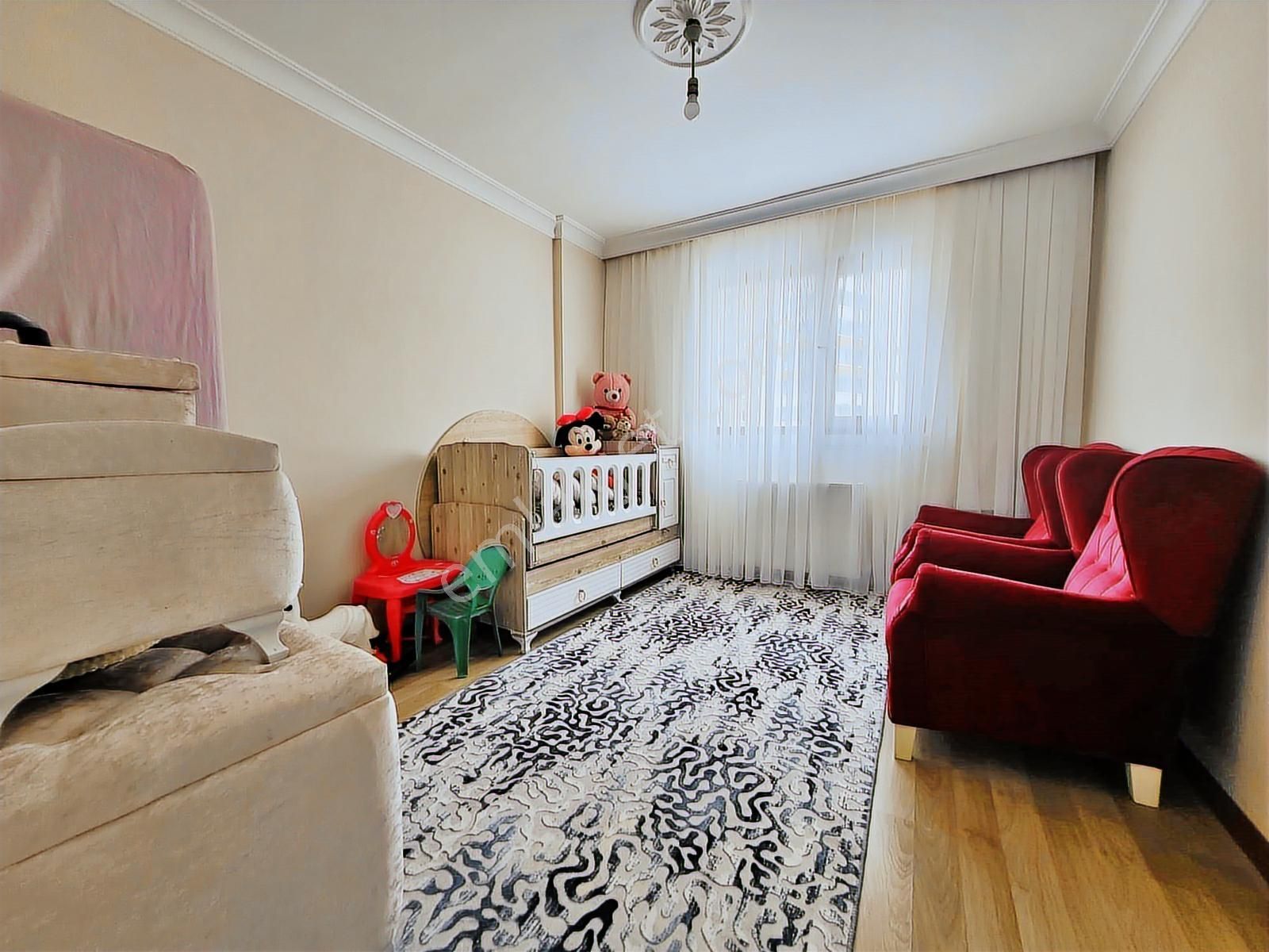 Yenimahalle Kızılcahamam Caddesinde Katta Mantolamalı Satılık Da - Görsel 17