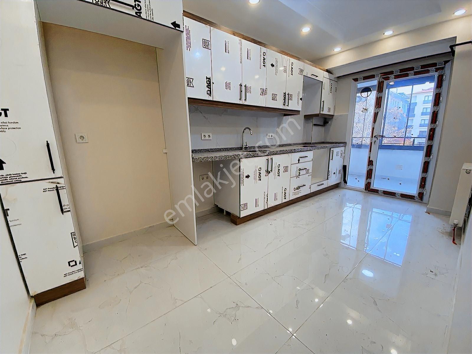 Lidya Emlak'tan 3+1 130m2 Merkezin Kalbinde Sıfır Kiralık Daire - Görsel 10