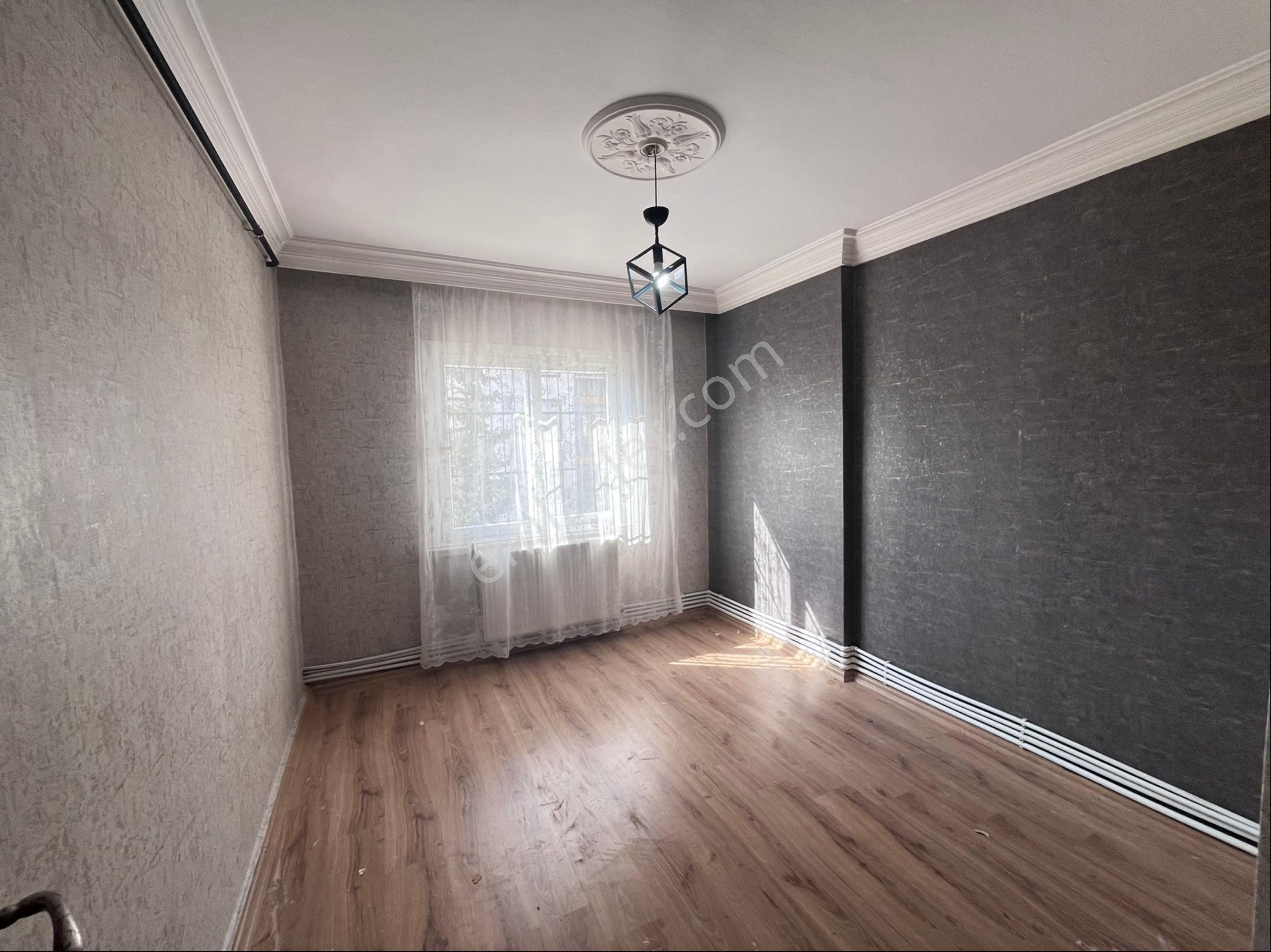 Final Emlak Tan Hayalpark Civarı 3+1 Kombili Yeni Boyalı Daire - Görsel 10