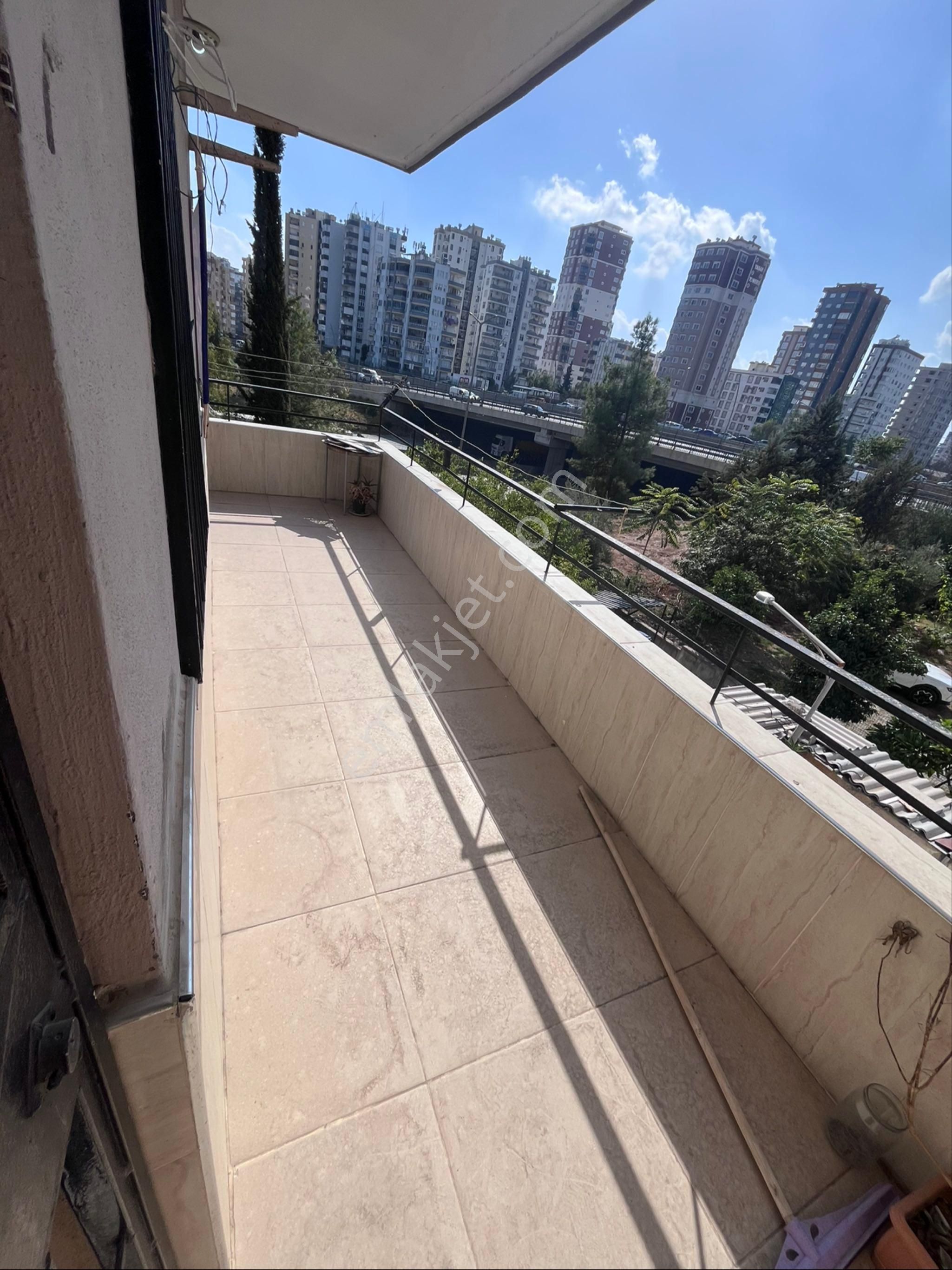 Final Emlak Tan Hayalpark Civarı 3+1 Kombili Yeni Boyalı Daire - Görsel 15